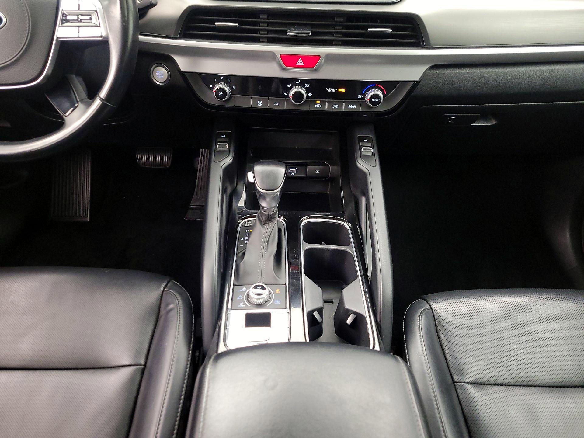 Thumbnail: 2020 Kia Telluride - 17