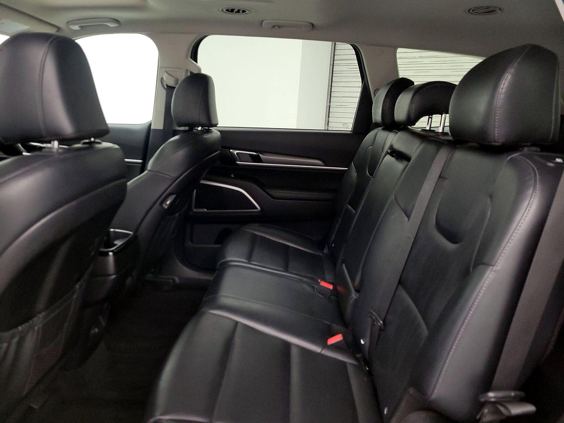 Thumbnail: 2020 Kia Telluride - 20