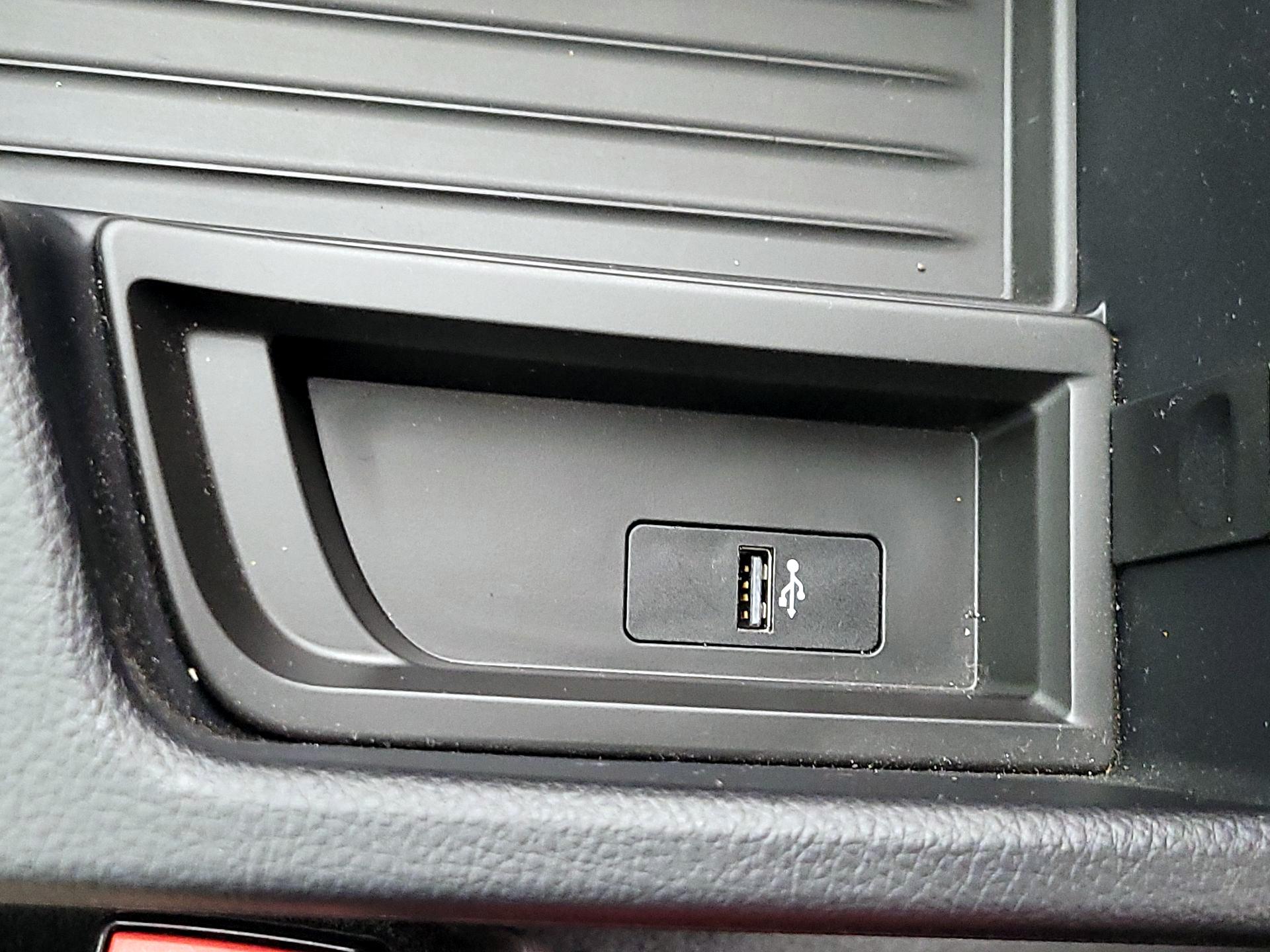 Thumbnail: 2019 BMW M4 - 19