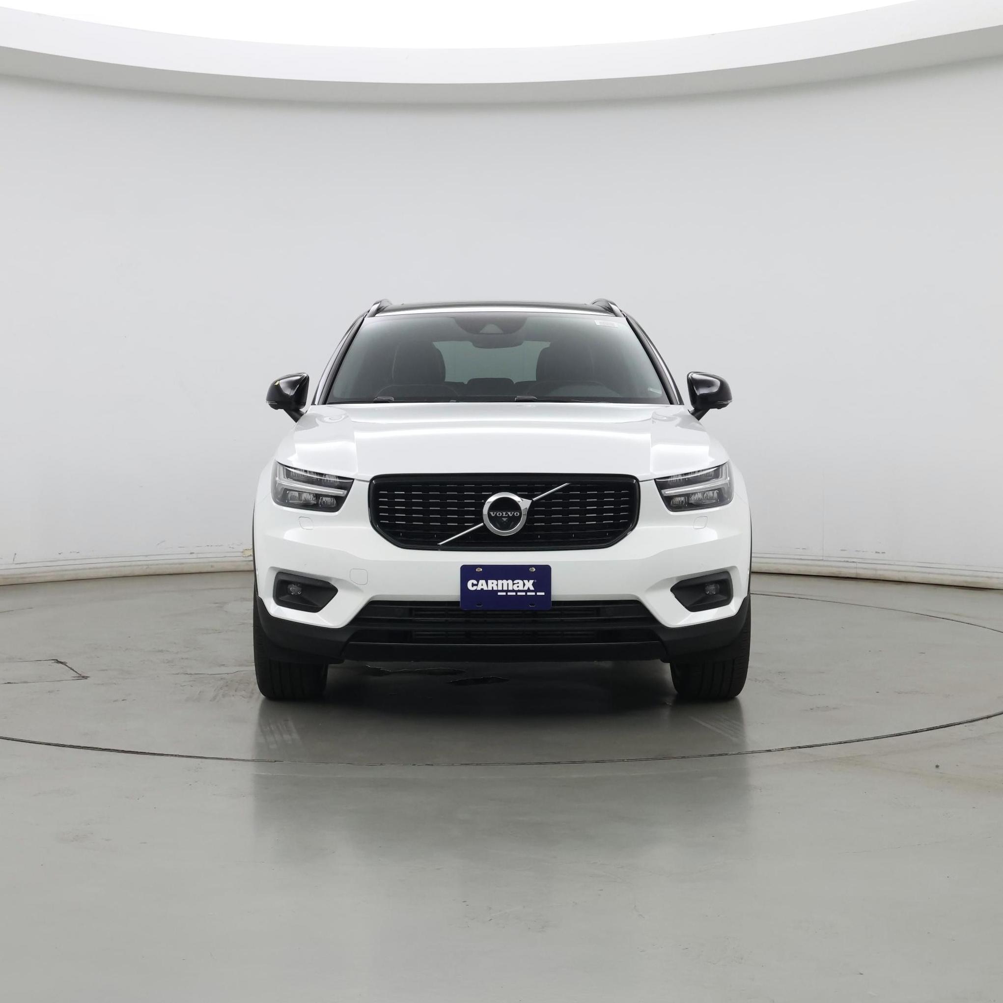 Thumbnail: 2022 Volvo XC40 - 5