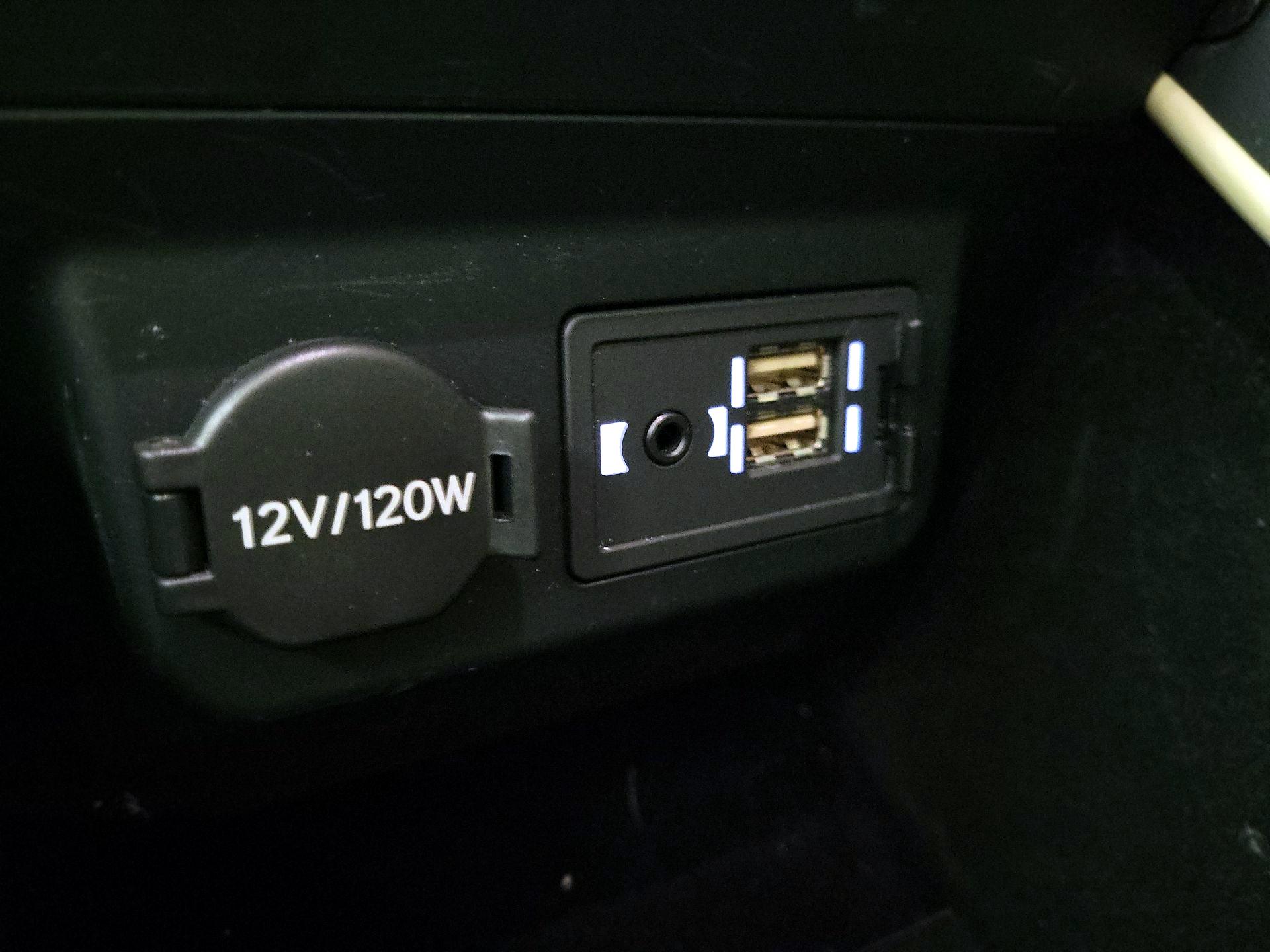 Thumbnail: 2018 Lexus LS - 19