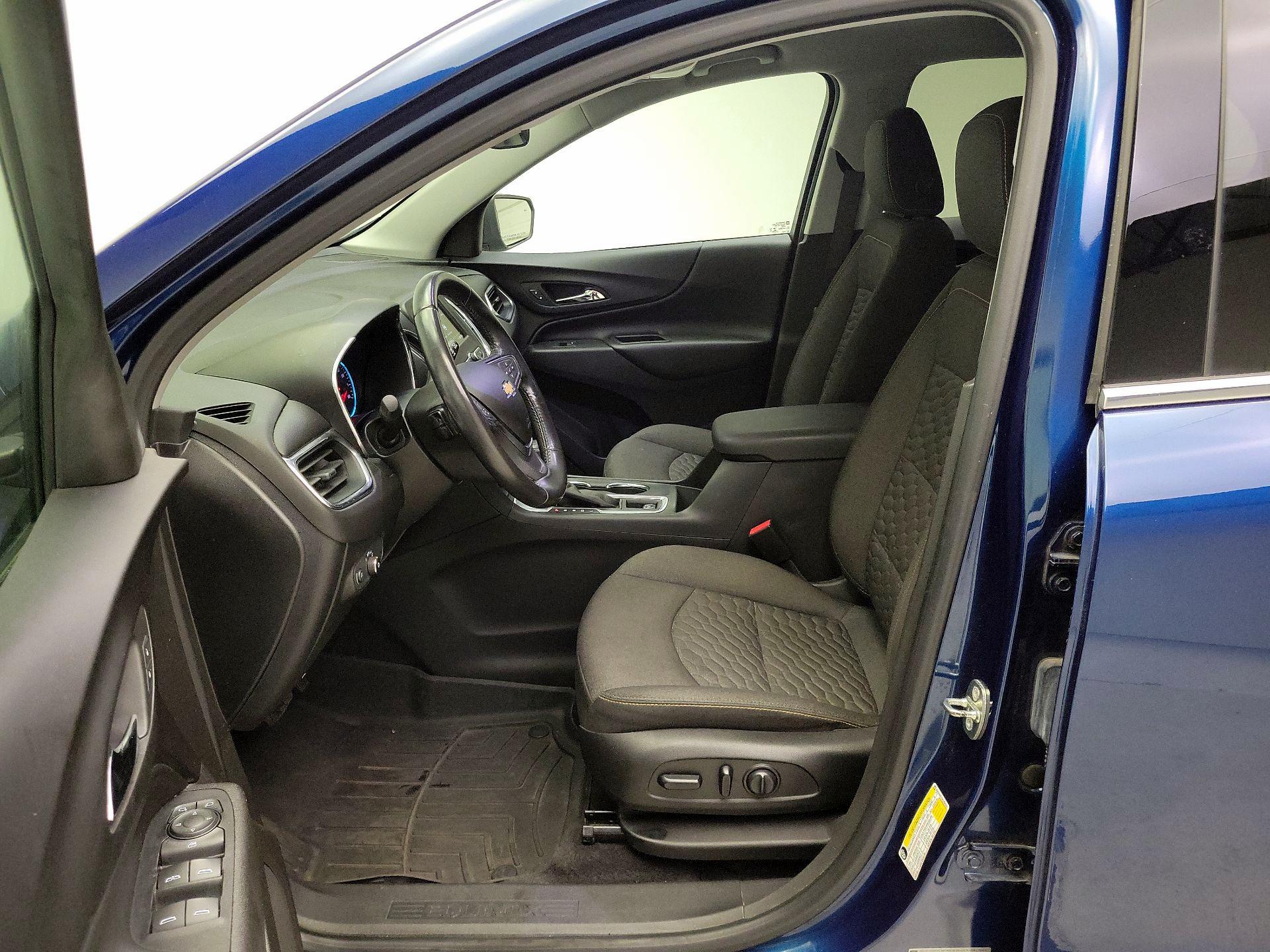 Thumbnail: 2019 Chevrolet Equinox - 11