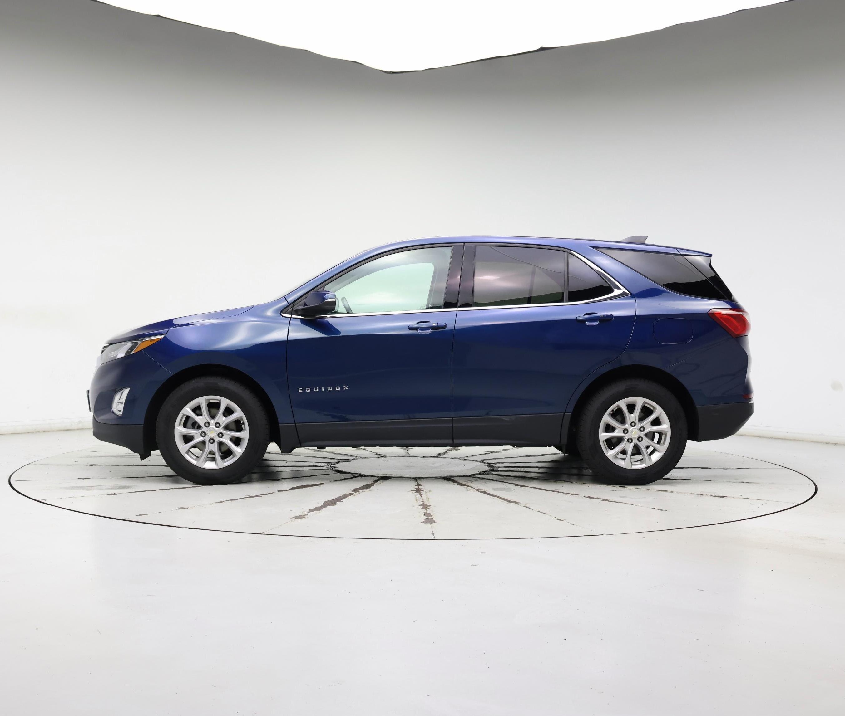 Thumbnail: 2019 Chevrolet Equinox - 3