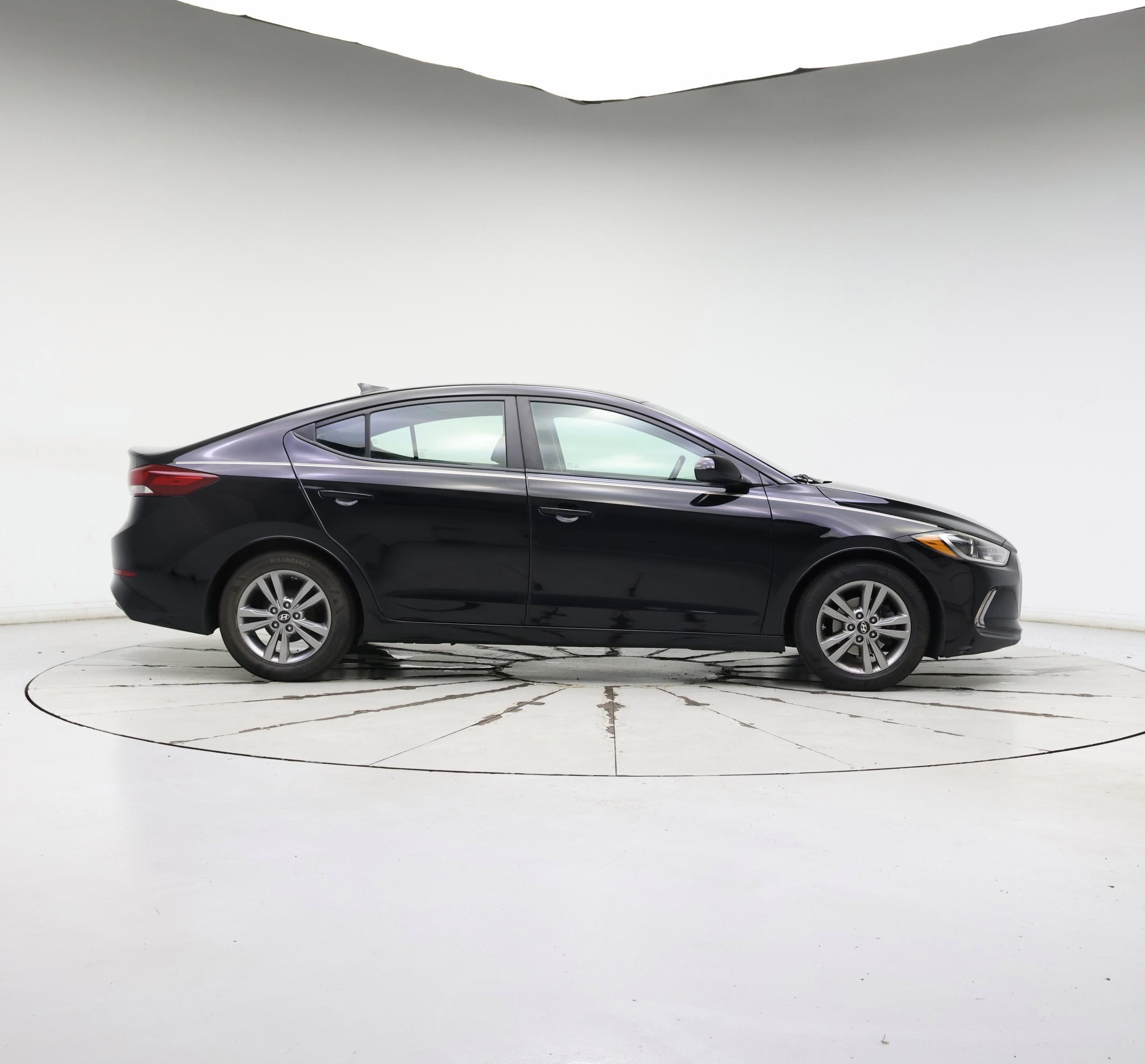 Thumbnail: 2017 Hyundai Elantra - 7