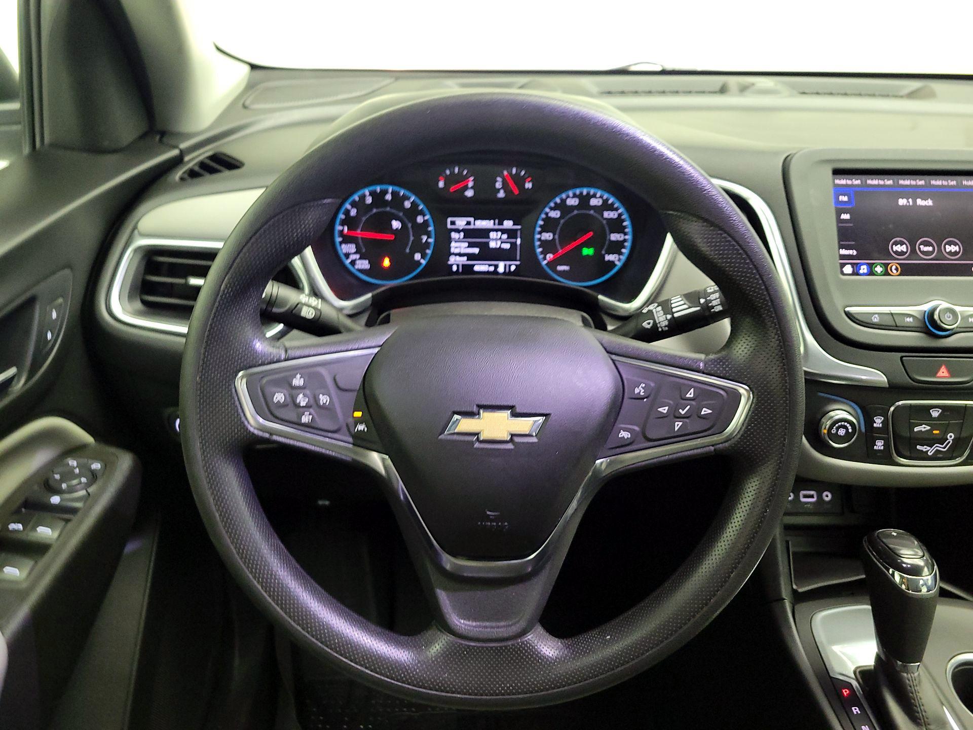 Thumbnail: 2021 Chevrolet Equinox - 10