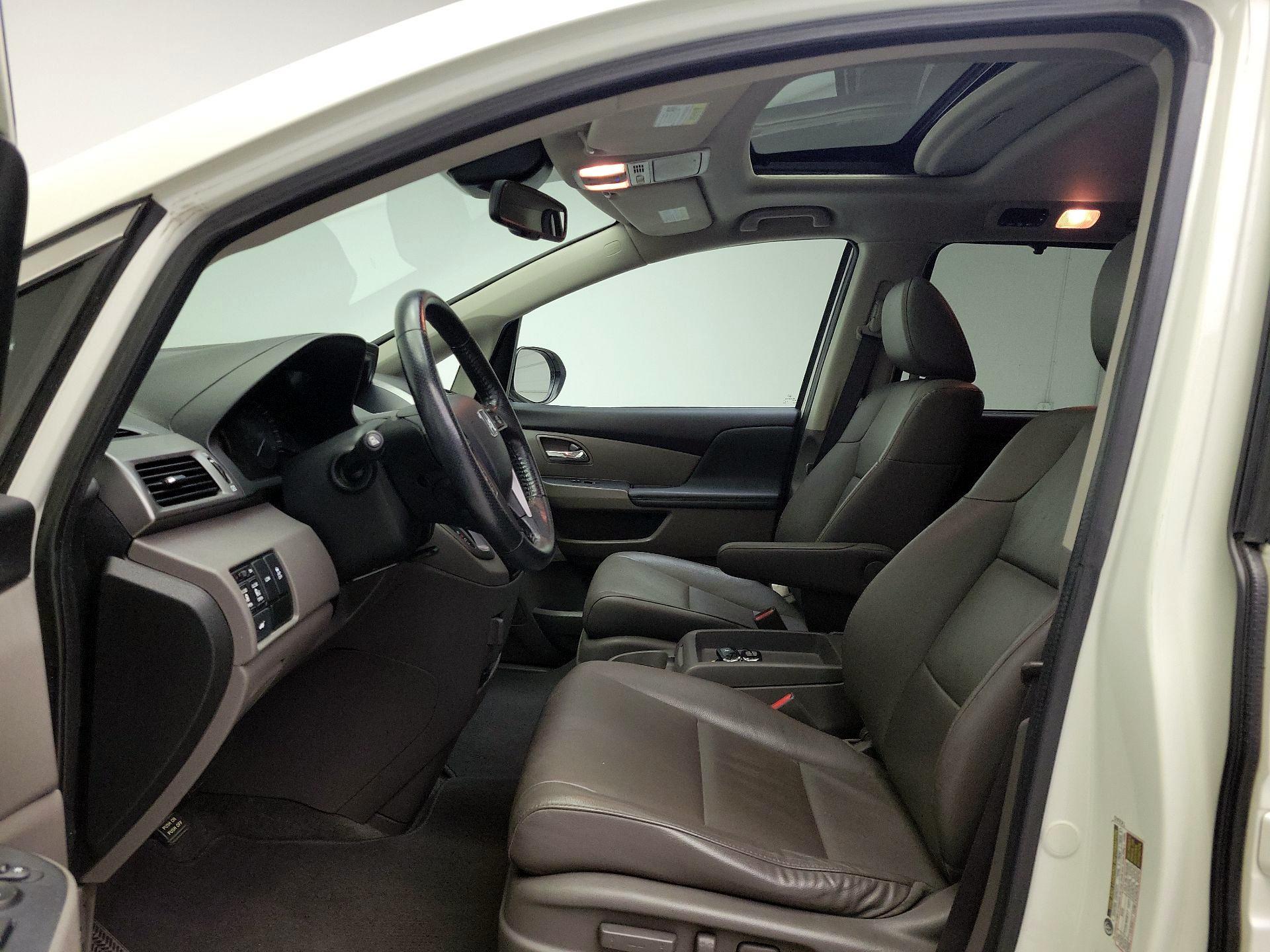Thumbnail: 2015 Honda Odyssey - 20
