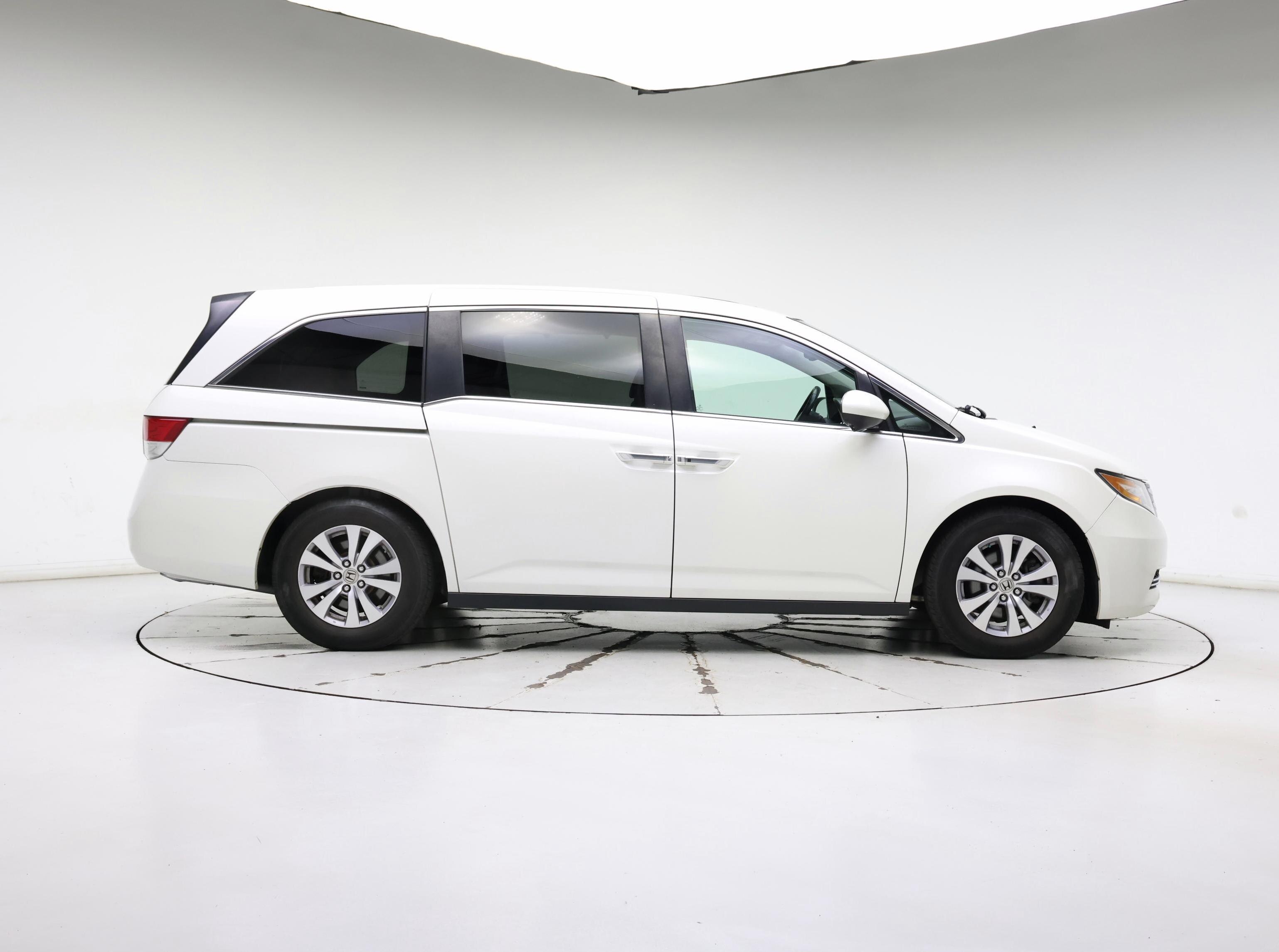 Thumbnail: 2015 Honda Odyssey - 7