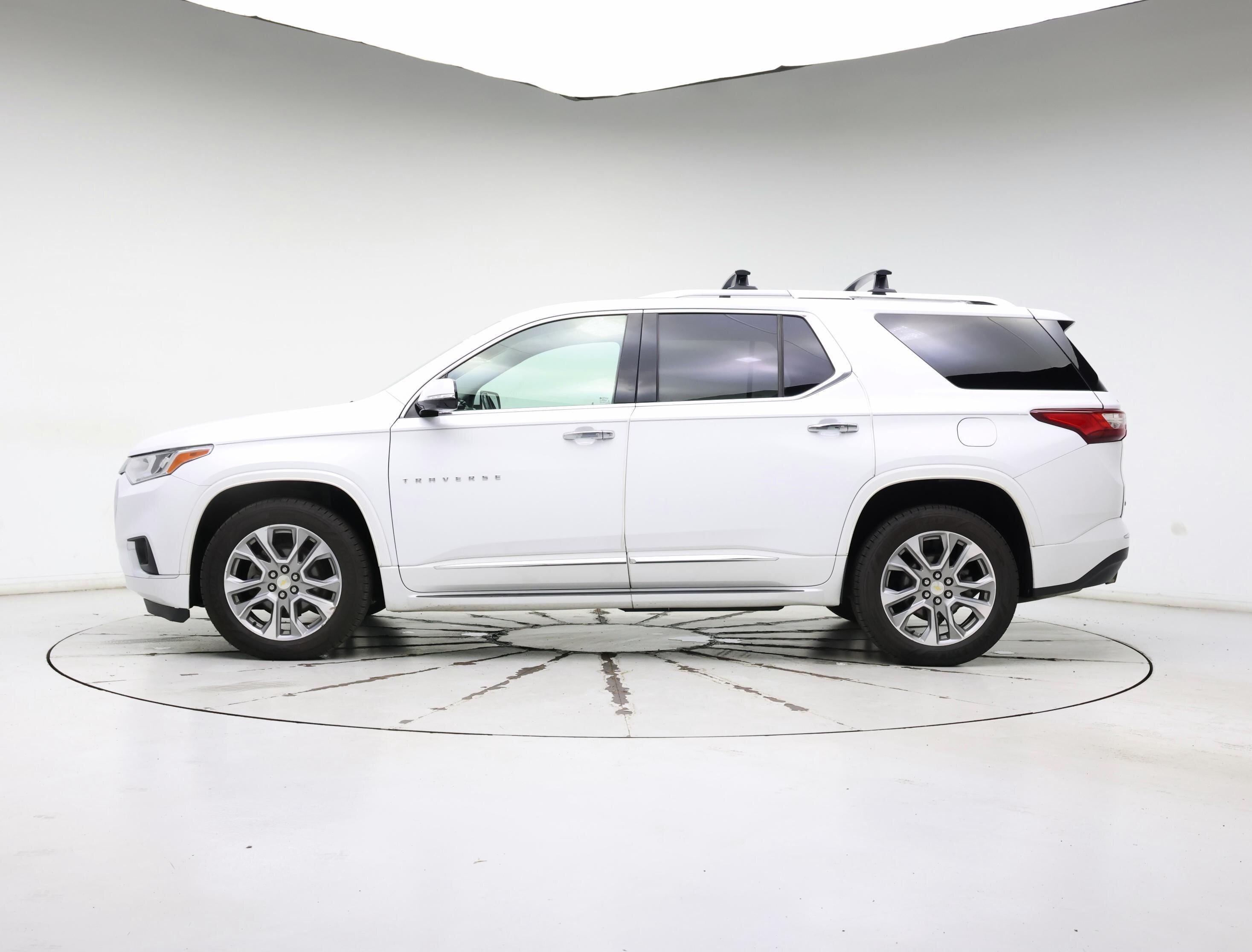 Thumbnail: 2018 Chevrolet Traverse - 3