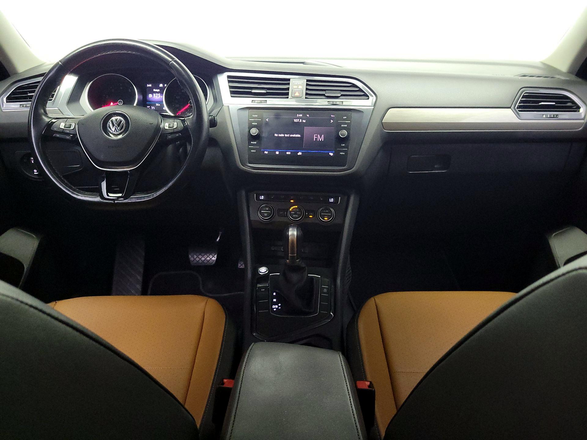 Thumbnail: 2018 Volkswagen Tiguan - 9
