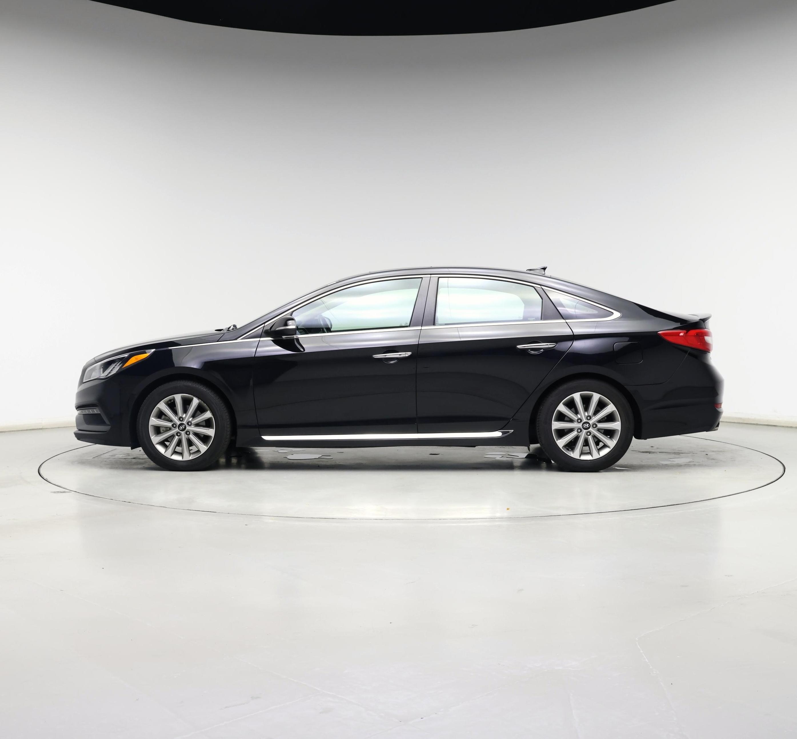Thumbnail: 2017 Hyundai Sonata - 3