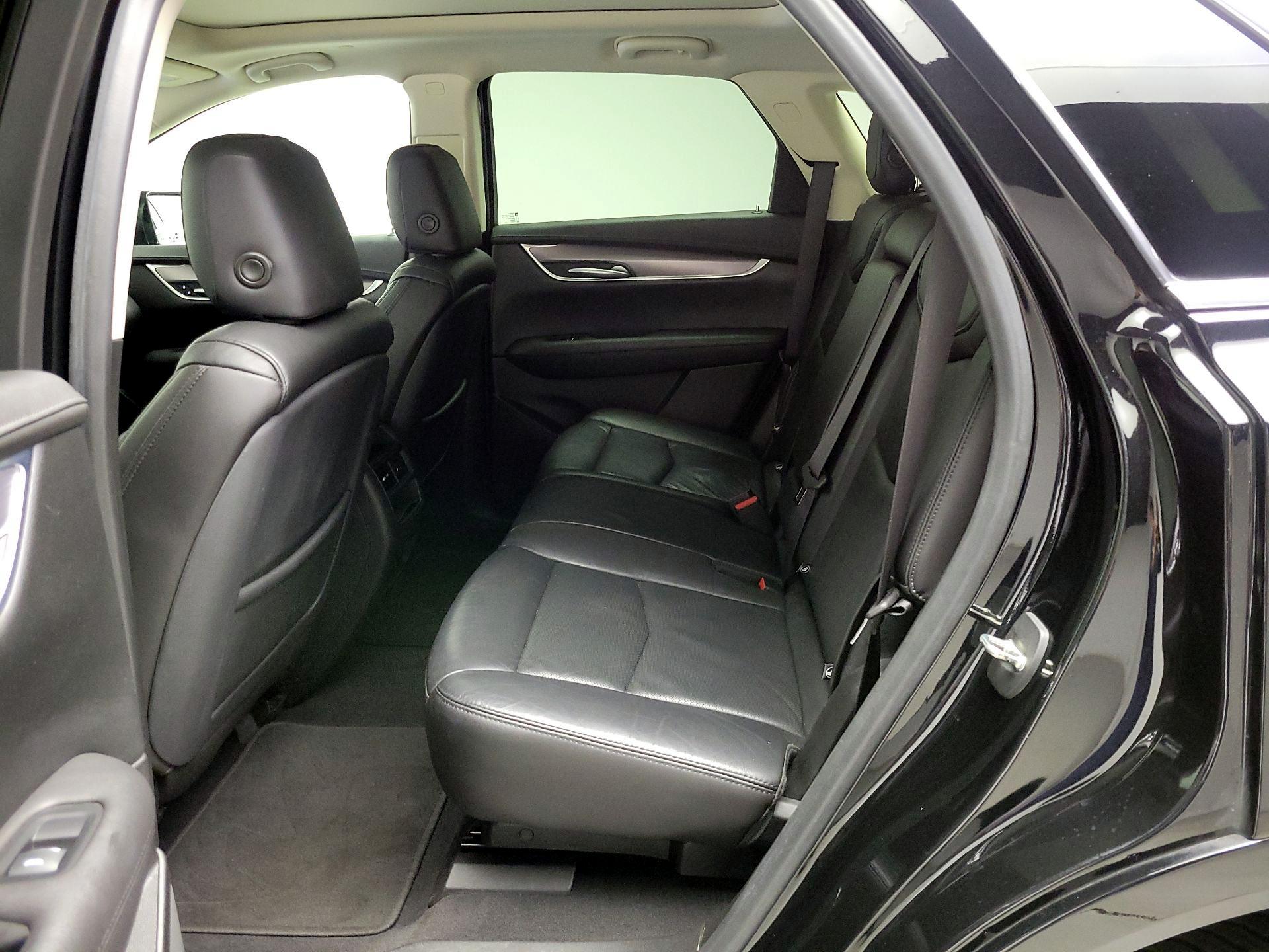 Thumbnail: 2019 Cadillac XT5 - 20