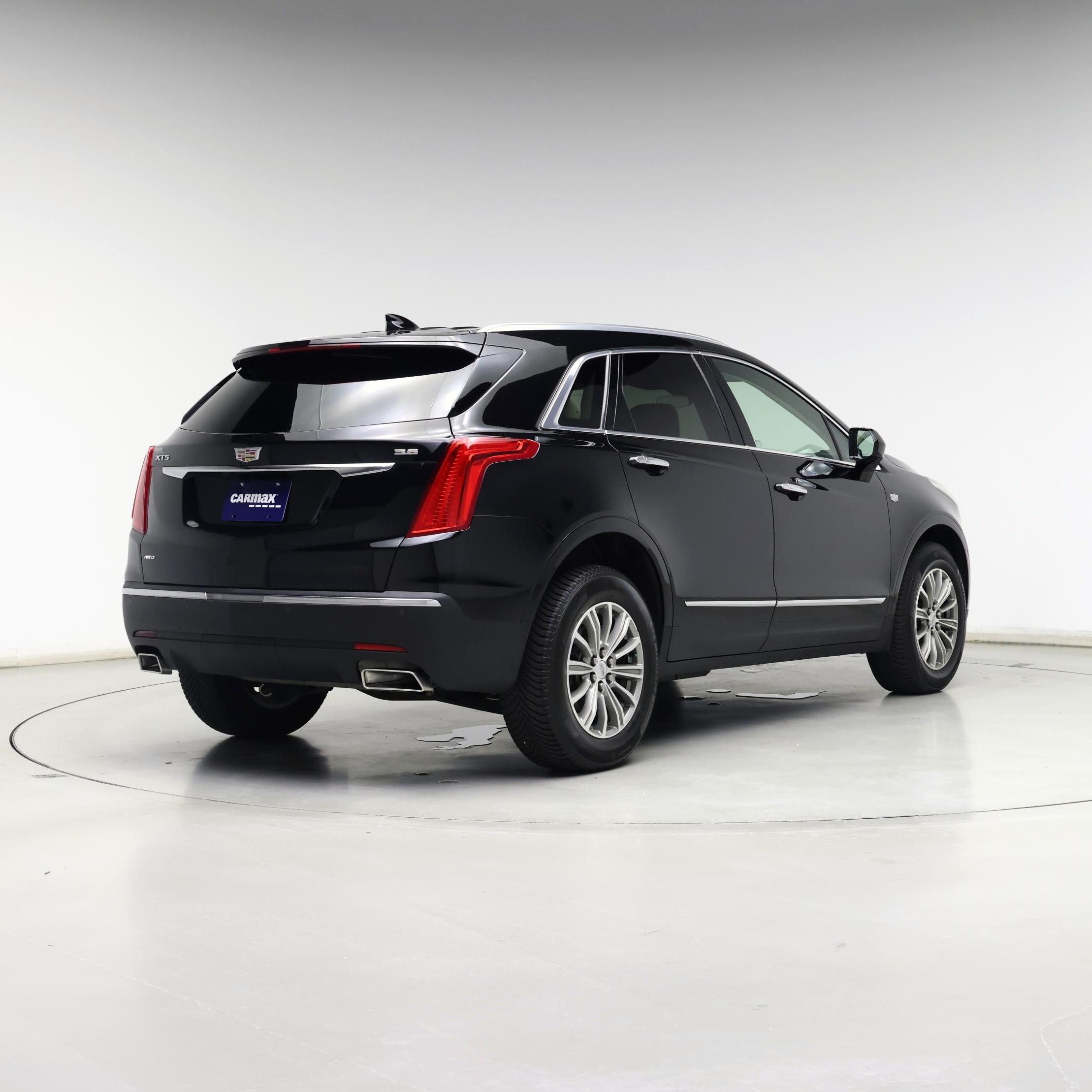 Thumbnail: 2019 Cadillac XT5 - 8