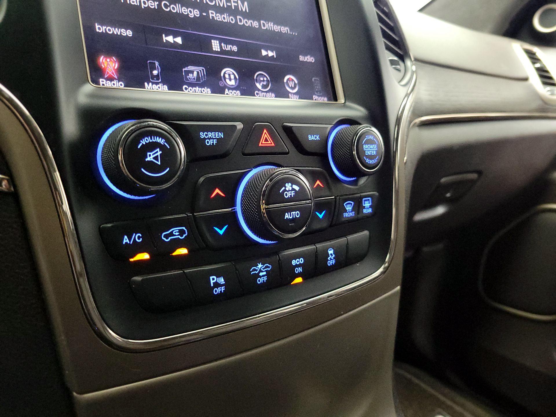 Thumbnail: 2014 Jeep Grand Cherokee - 17