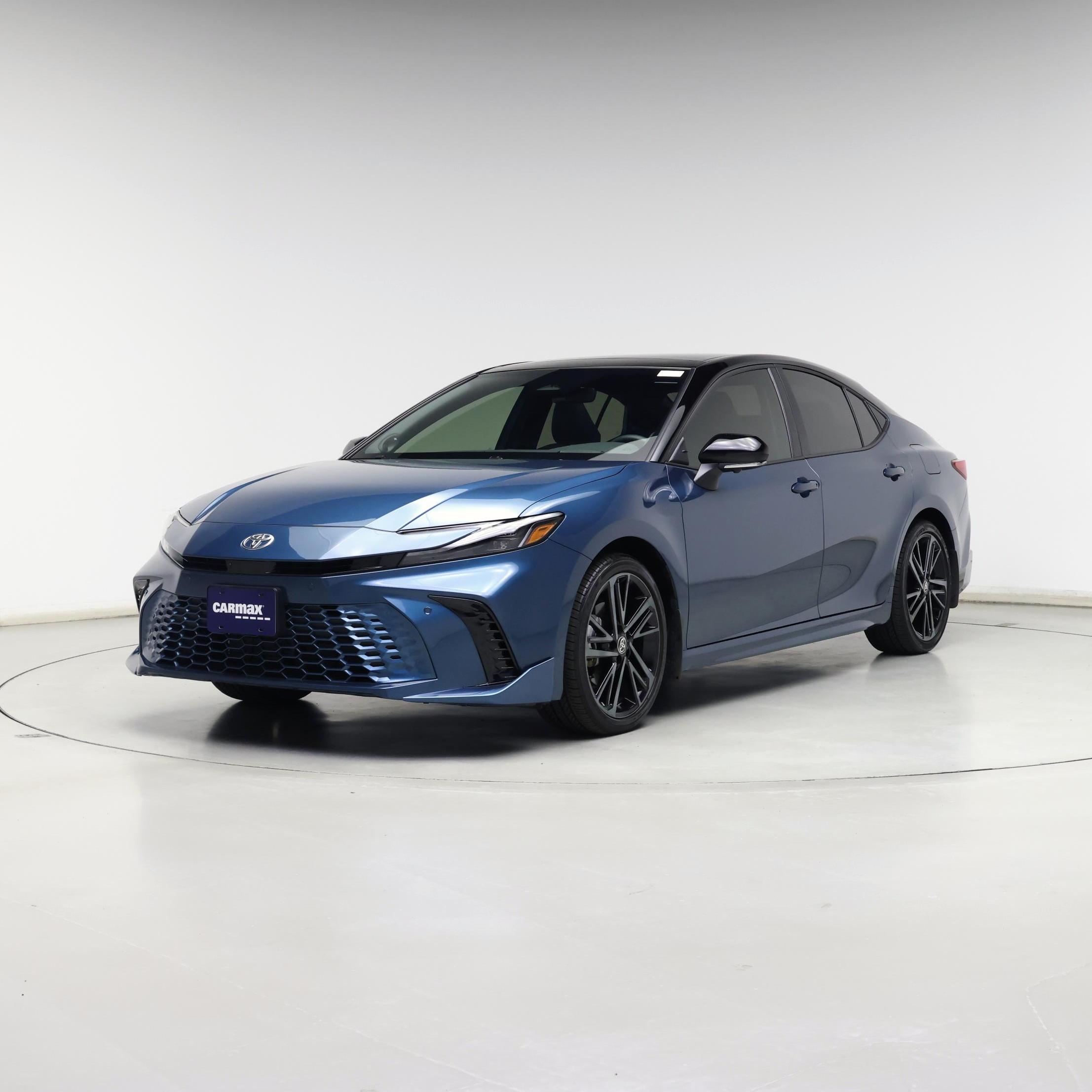 Thumbnail: 2025 Toyota Camry - 4