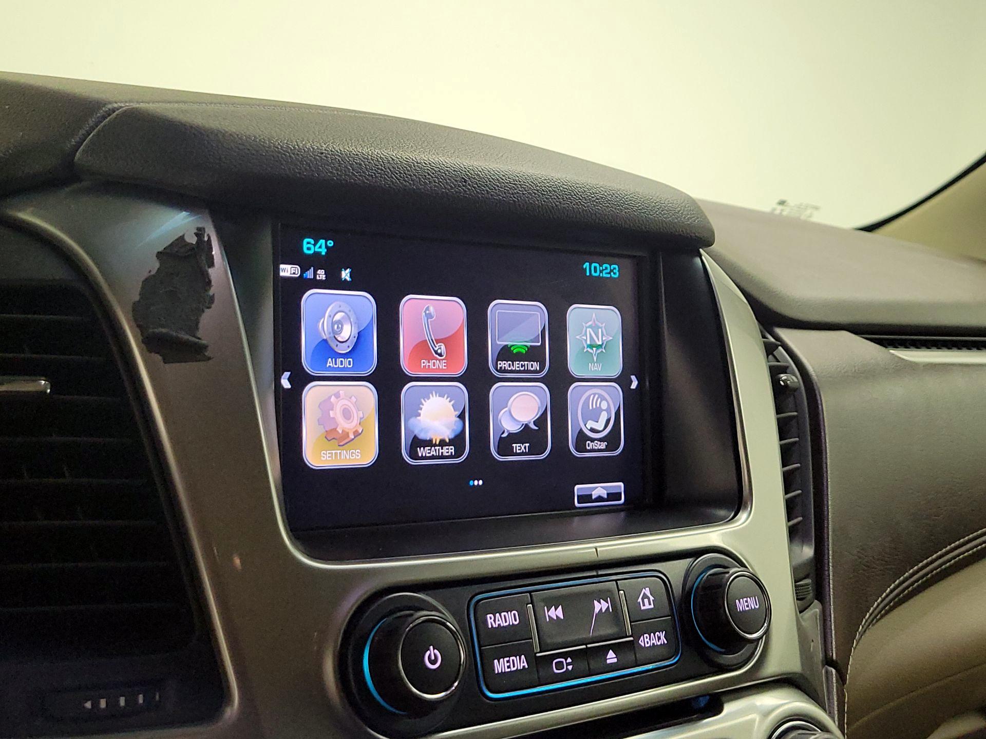 Thumbnail: 2019 Chevrolet Suburban - 15