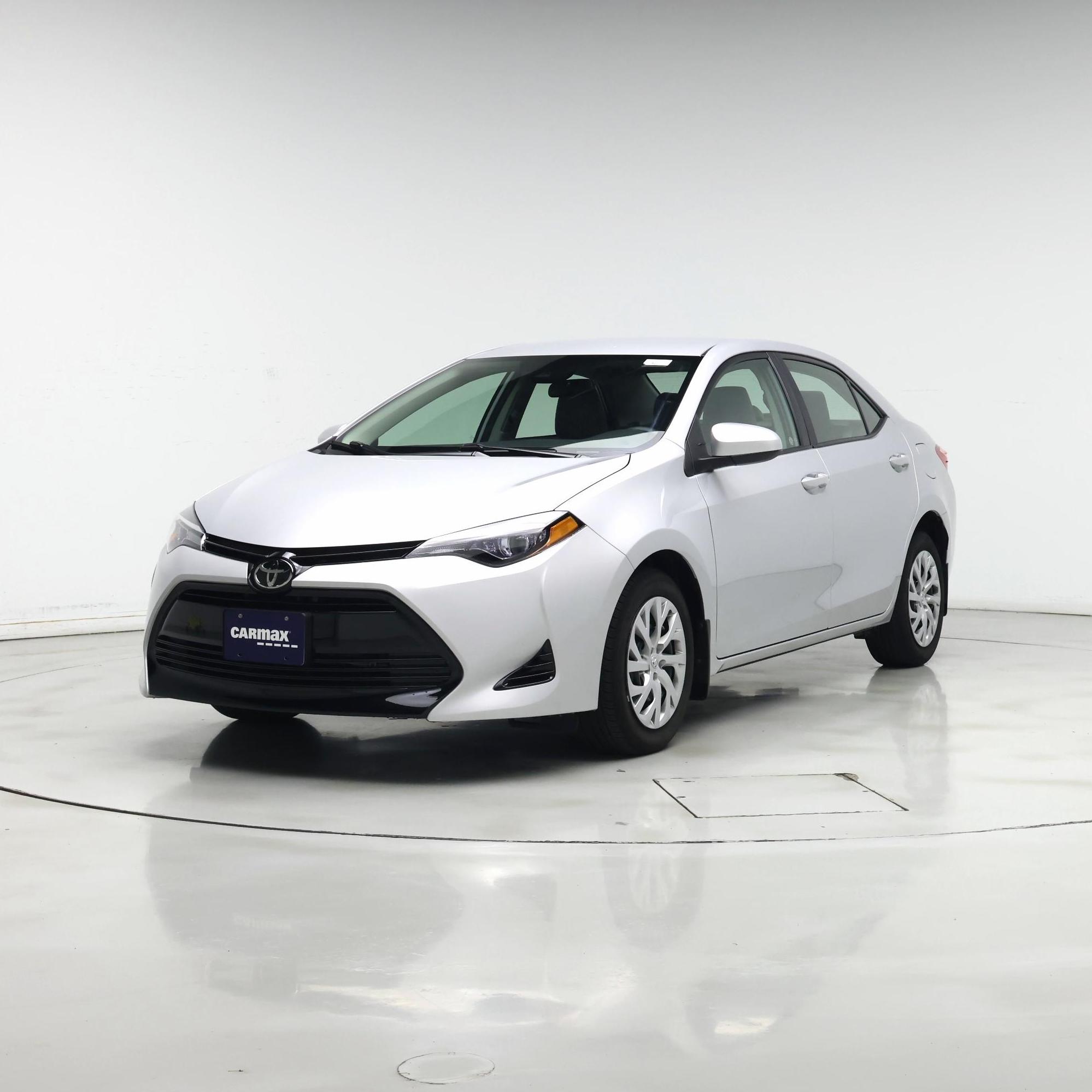 Thumbnail: 2017 Toyota Corolla - 4