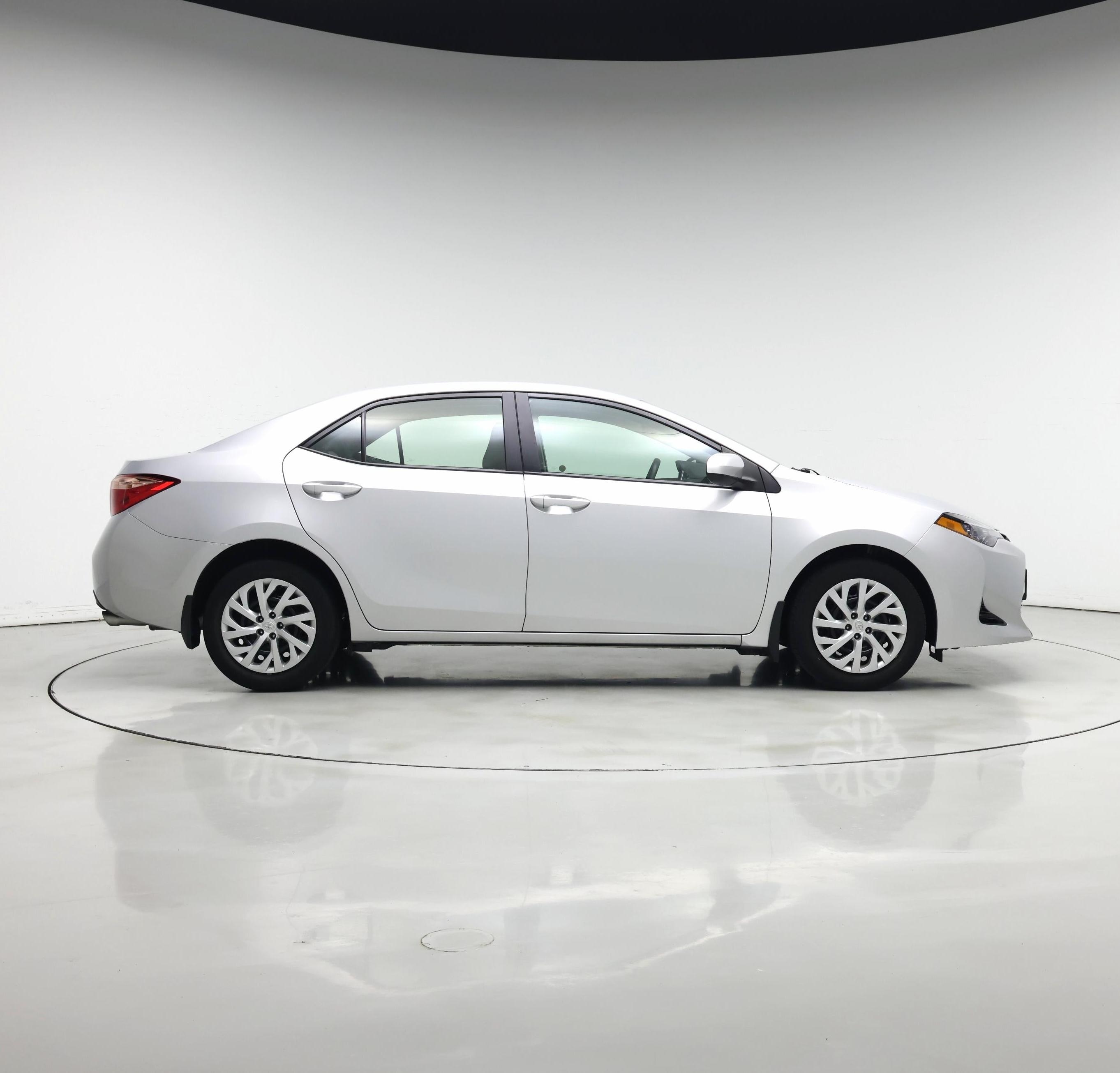 Thumbnail: 2017 Toyota Corolla - 7