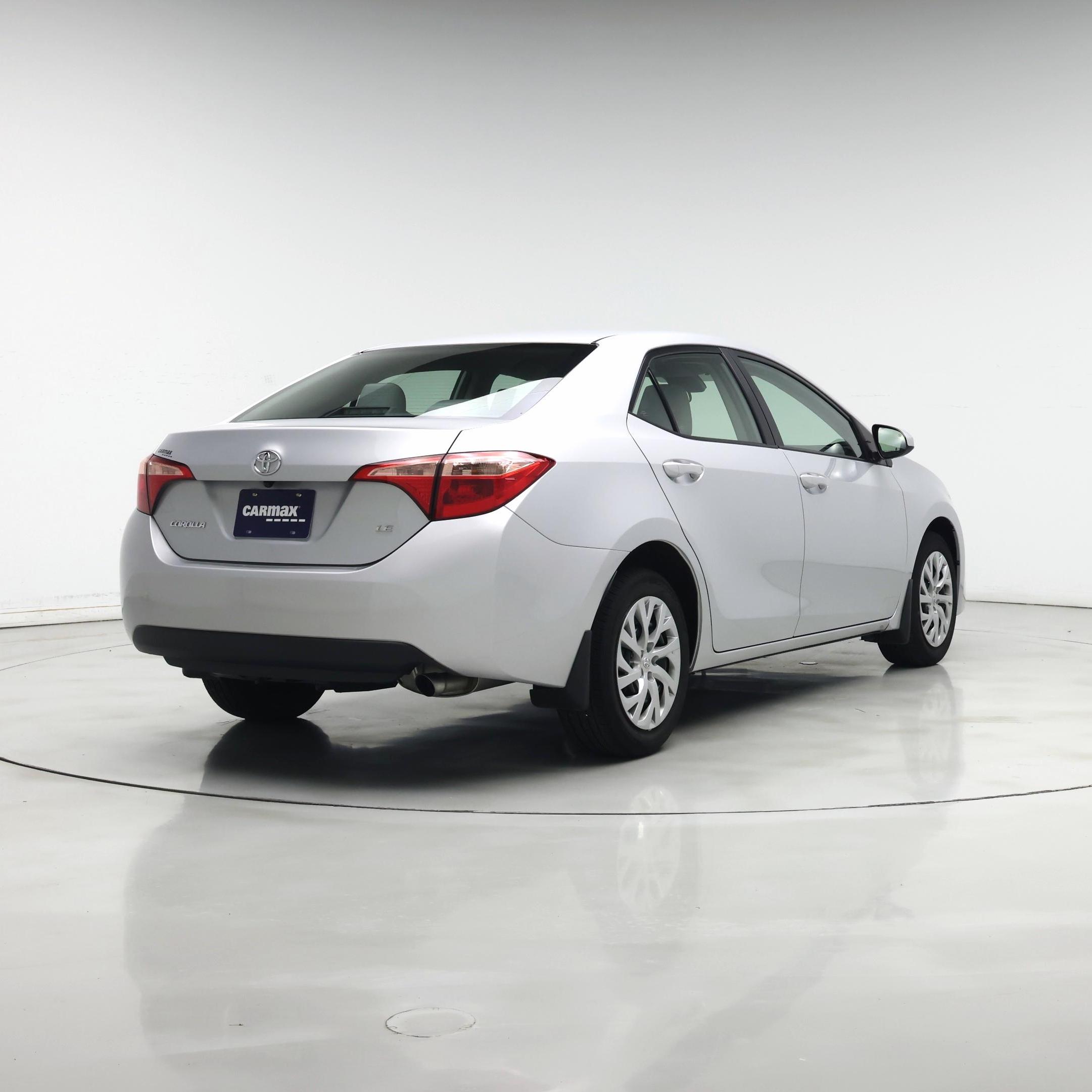 Thumbnail: 2017 Toyota Corolla - 8