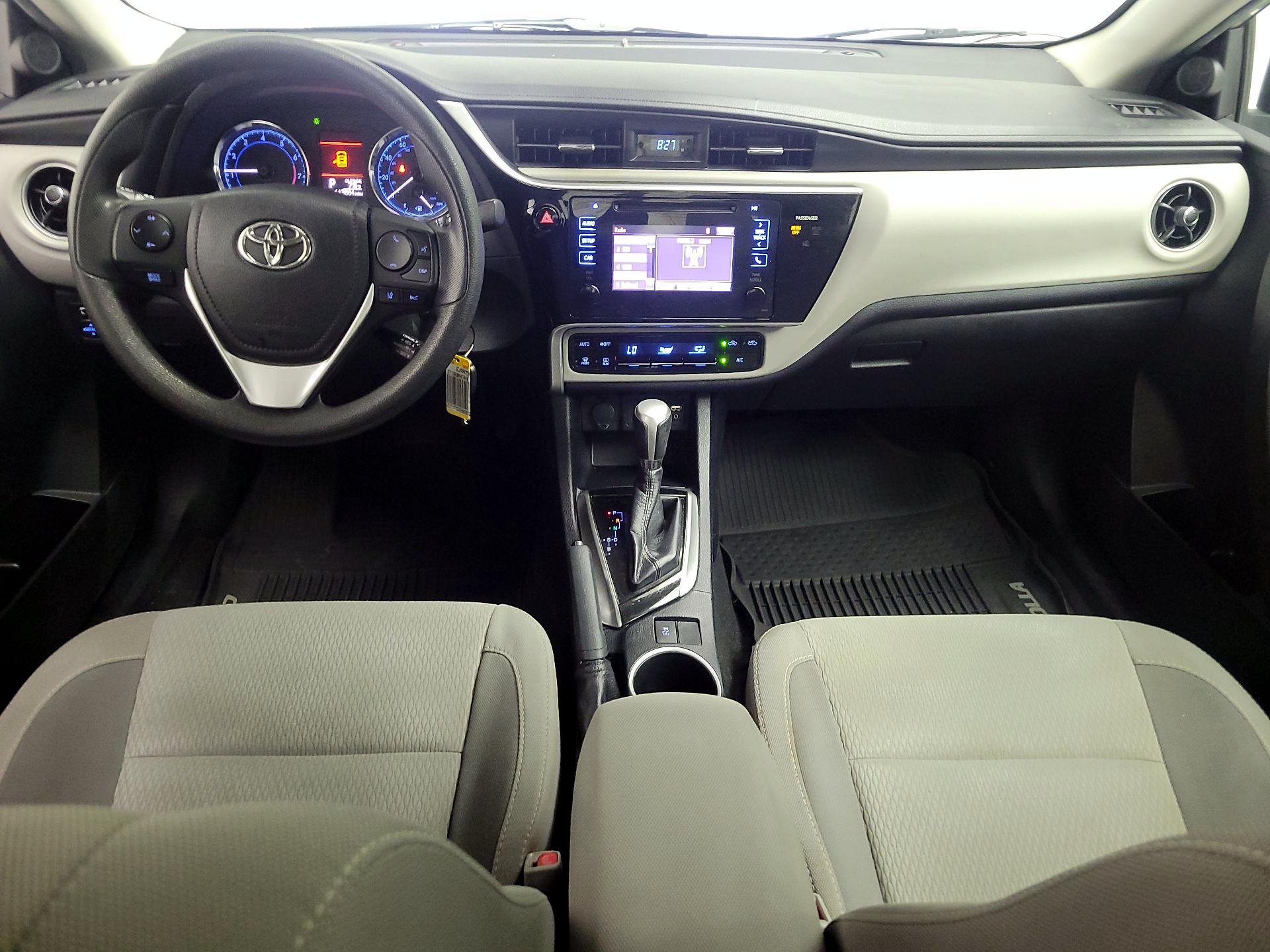 Thumbnail: 2017 Toyota Corolla - 9