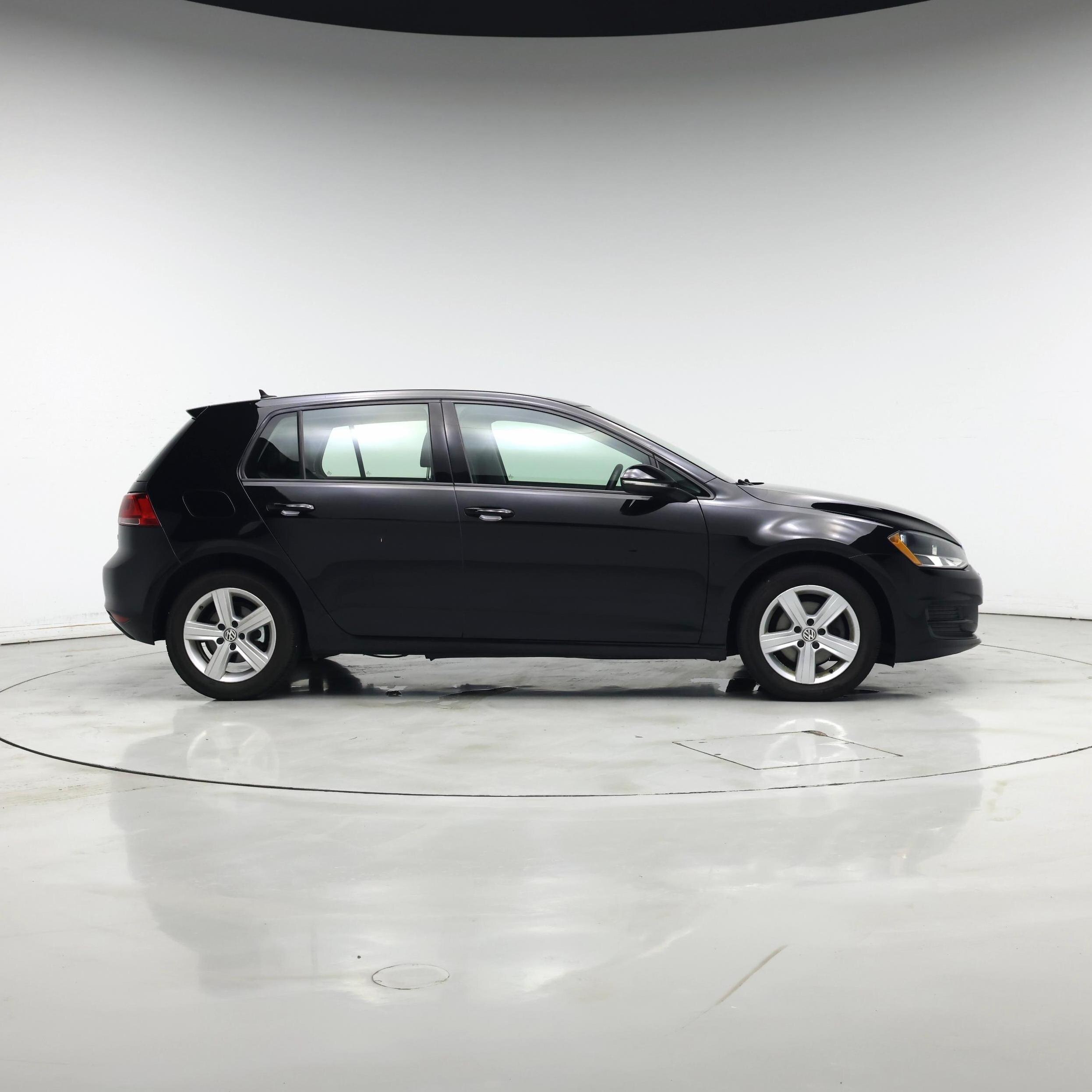 Thumbnail: 2017 Volkswagen Golf - 7
