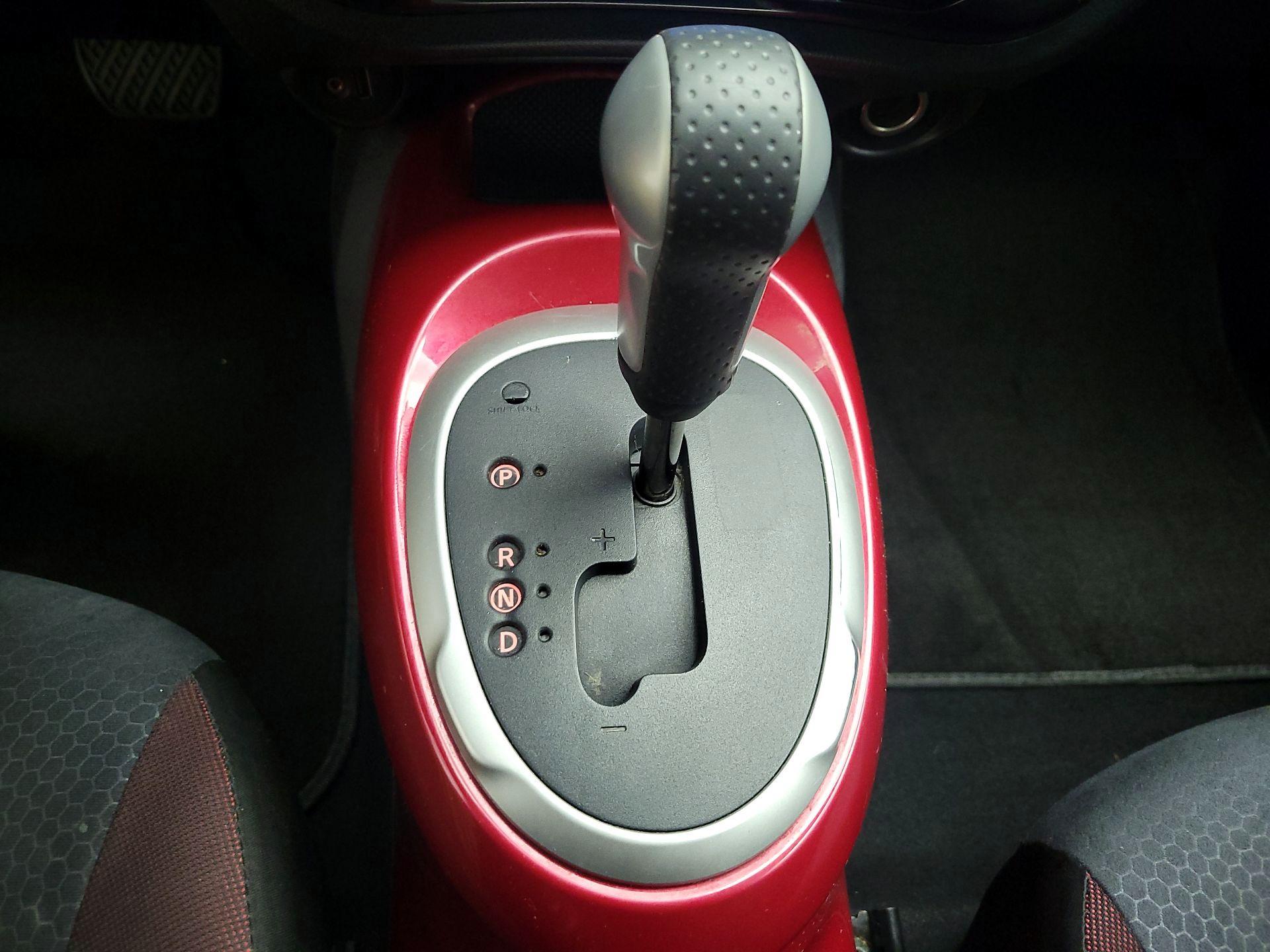 Thumbnail: 2015 Nissan Juke - 17