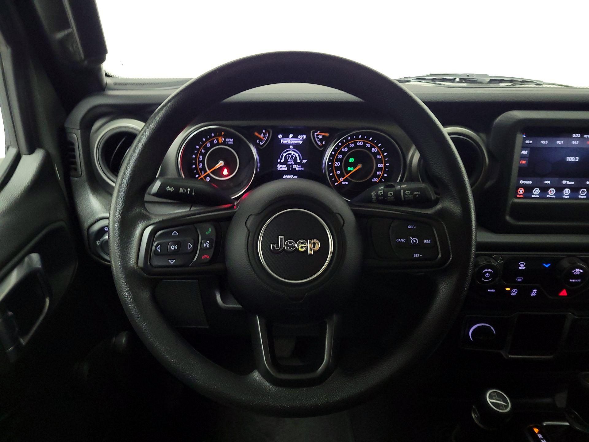 Thumbnail: 2022 Jeep Wrangler - 10