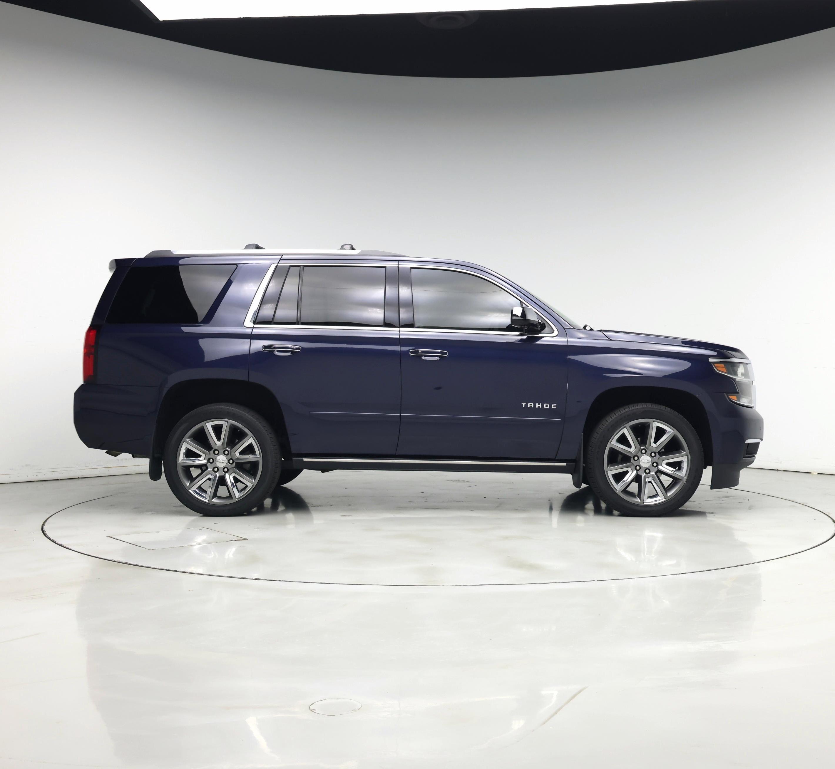 Thumbnail: 2018 Chevrolet Tahoe - 7