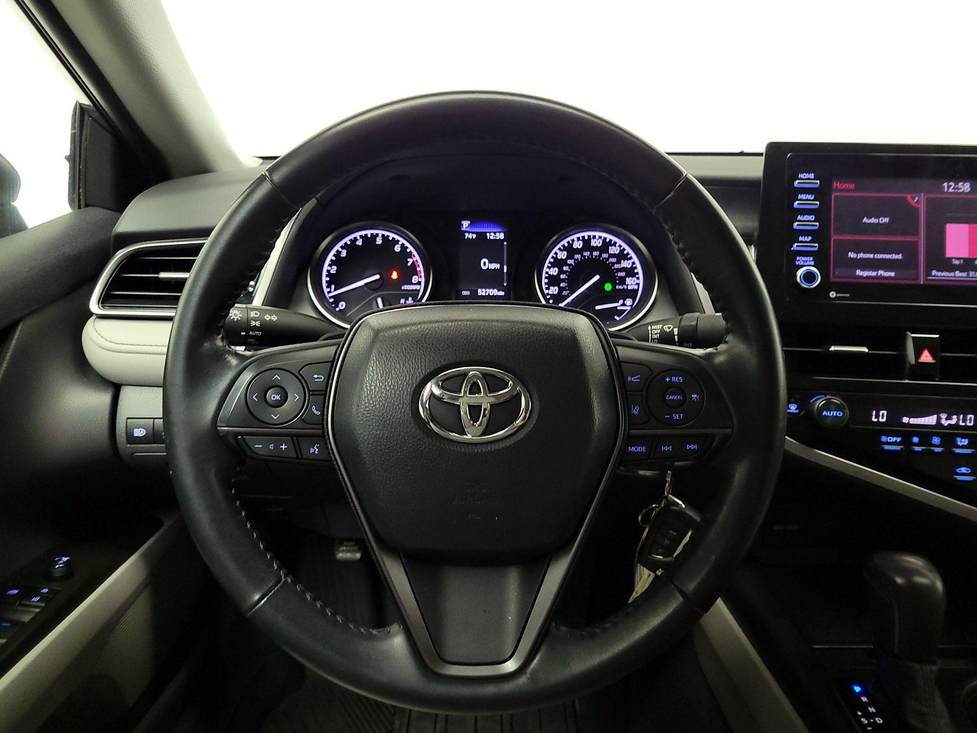 Thumbnail: 2023 Toyota Camry - 10