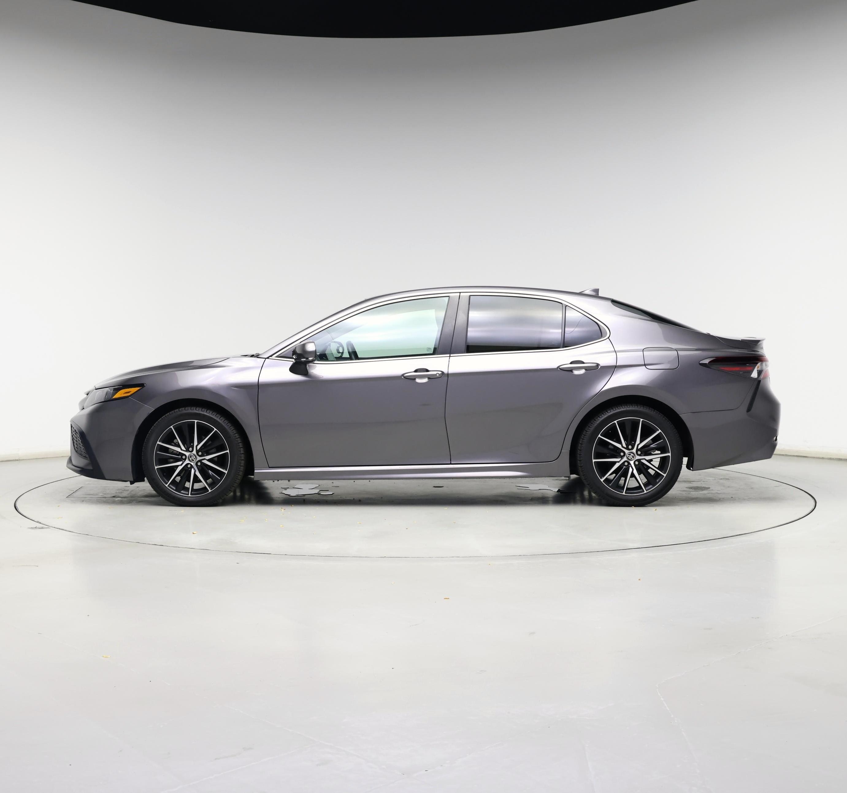 Thumbnail: 2023 Toyota Camry - 3