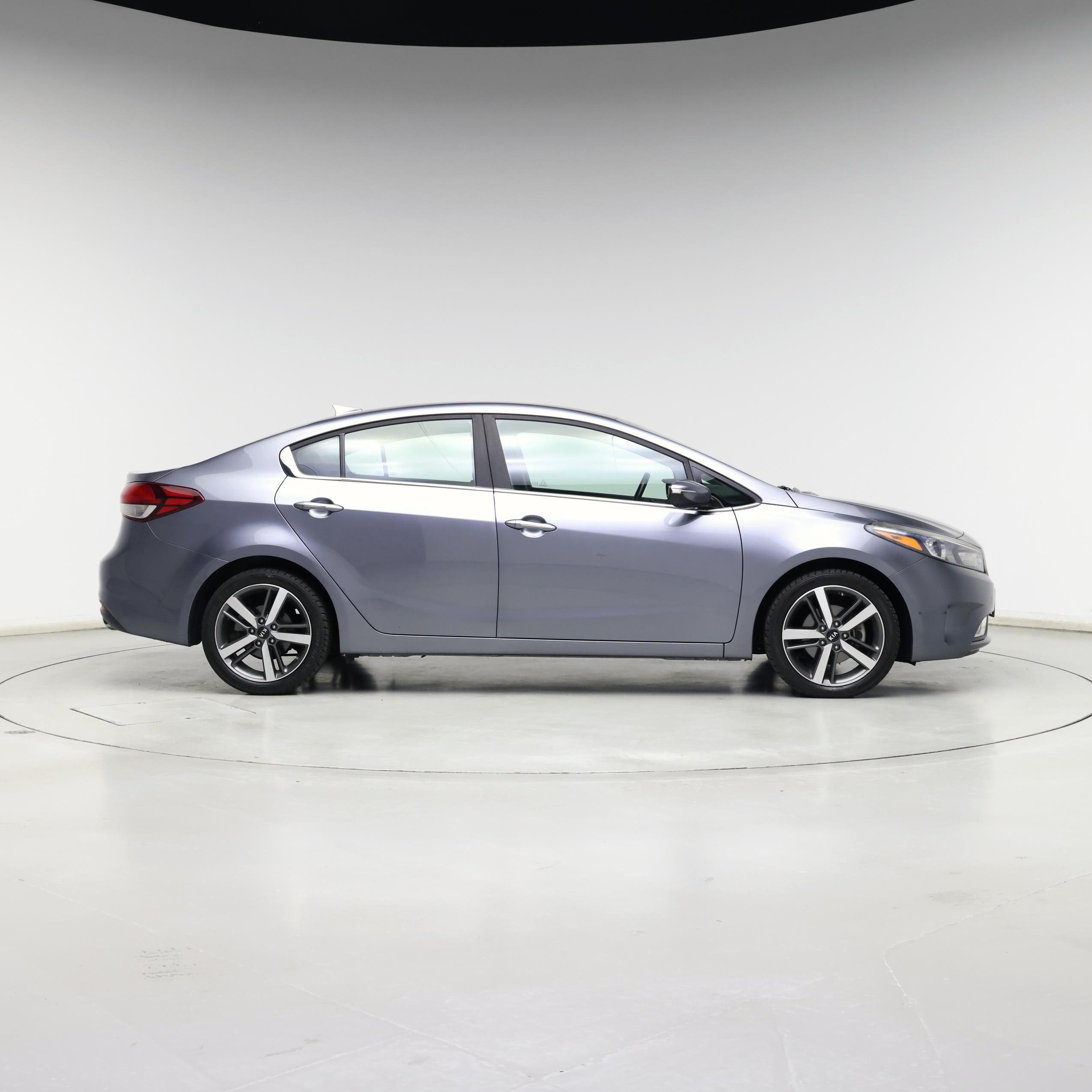 Thumbnail: 2018 Kia Forte - 7