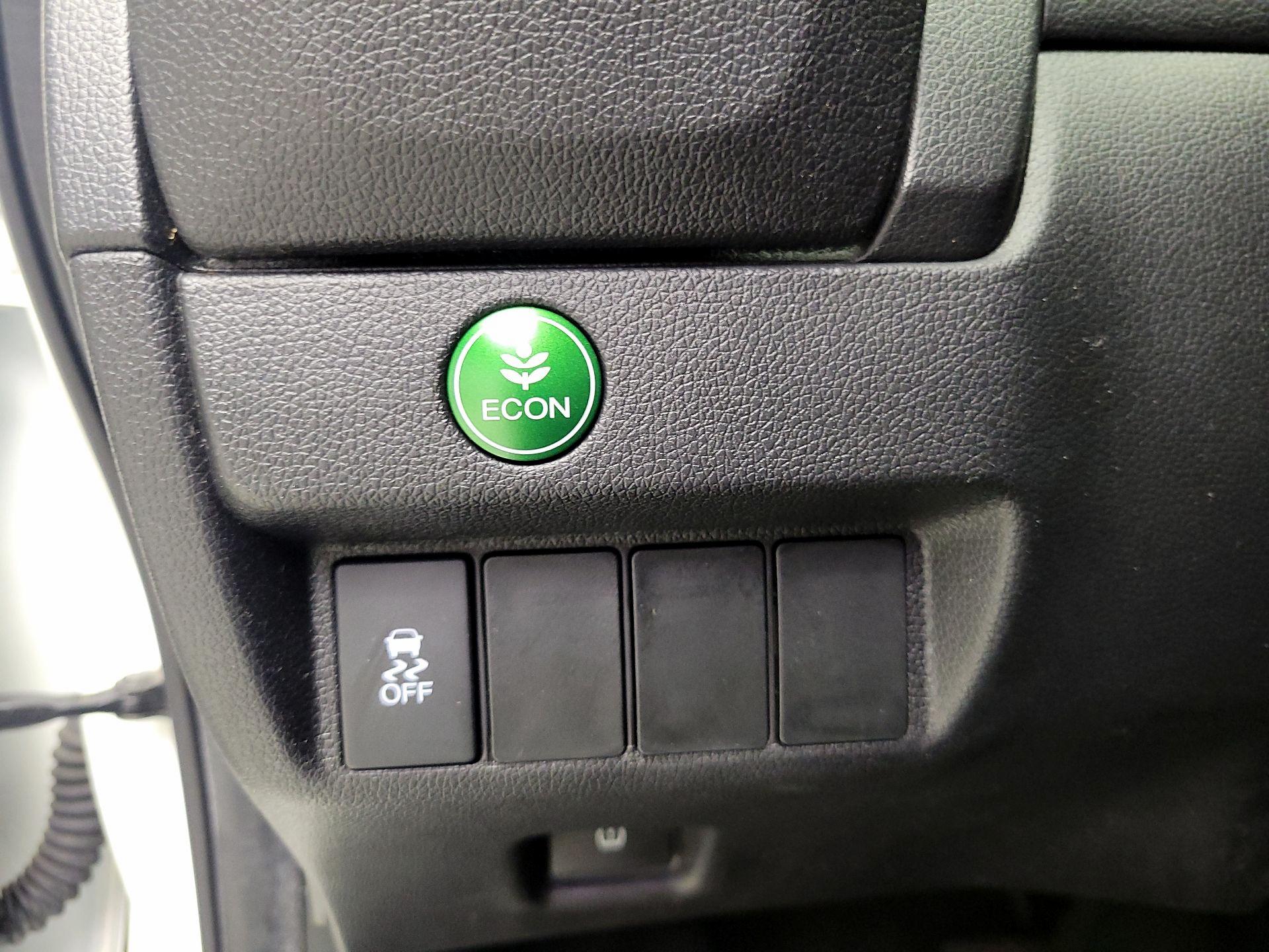 Thumbnail: 2016 Honda Fit - 13
