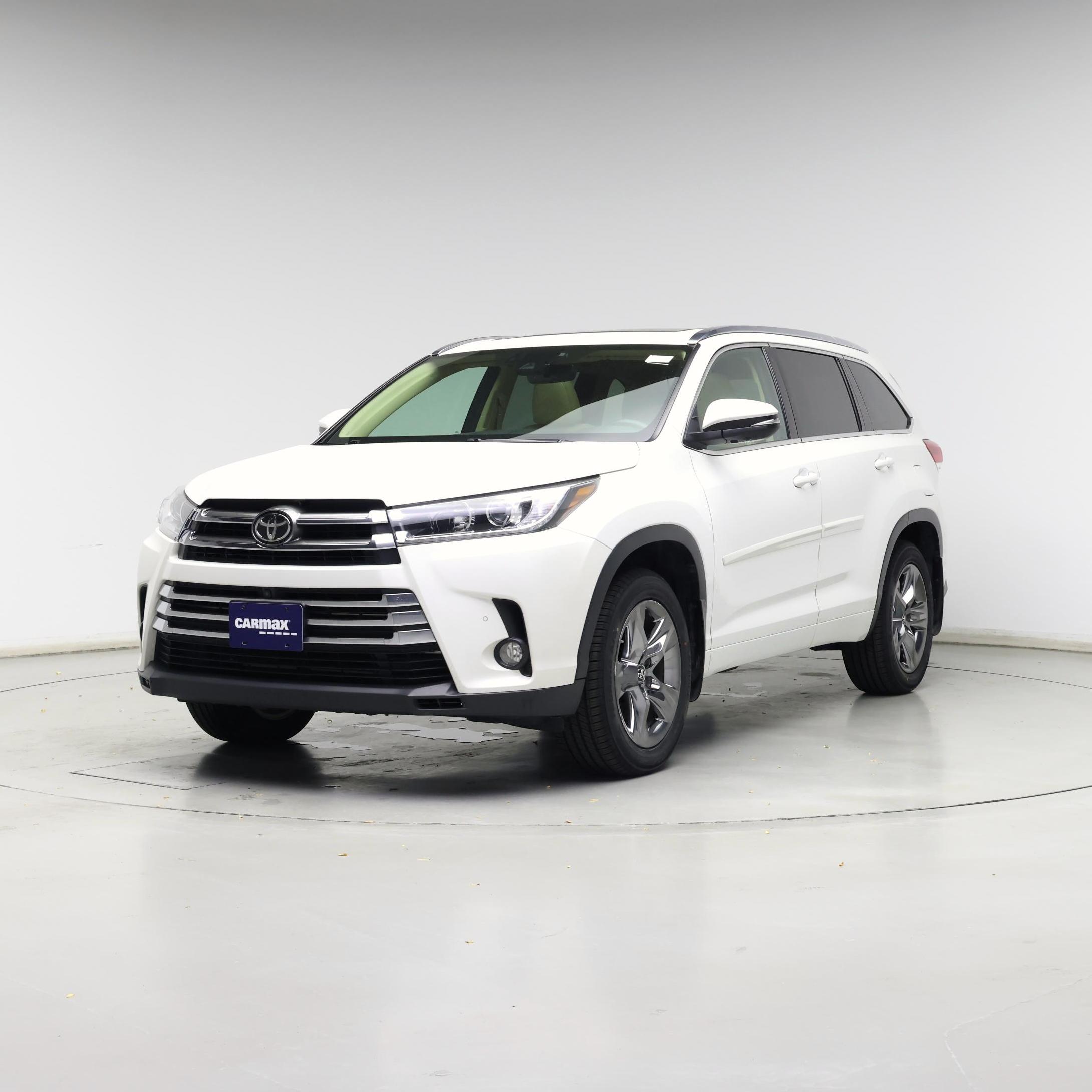 Thumbnail: 2017 Toyota Highlander - 4