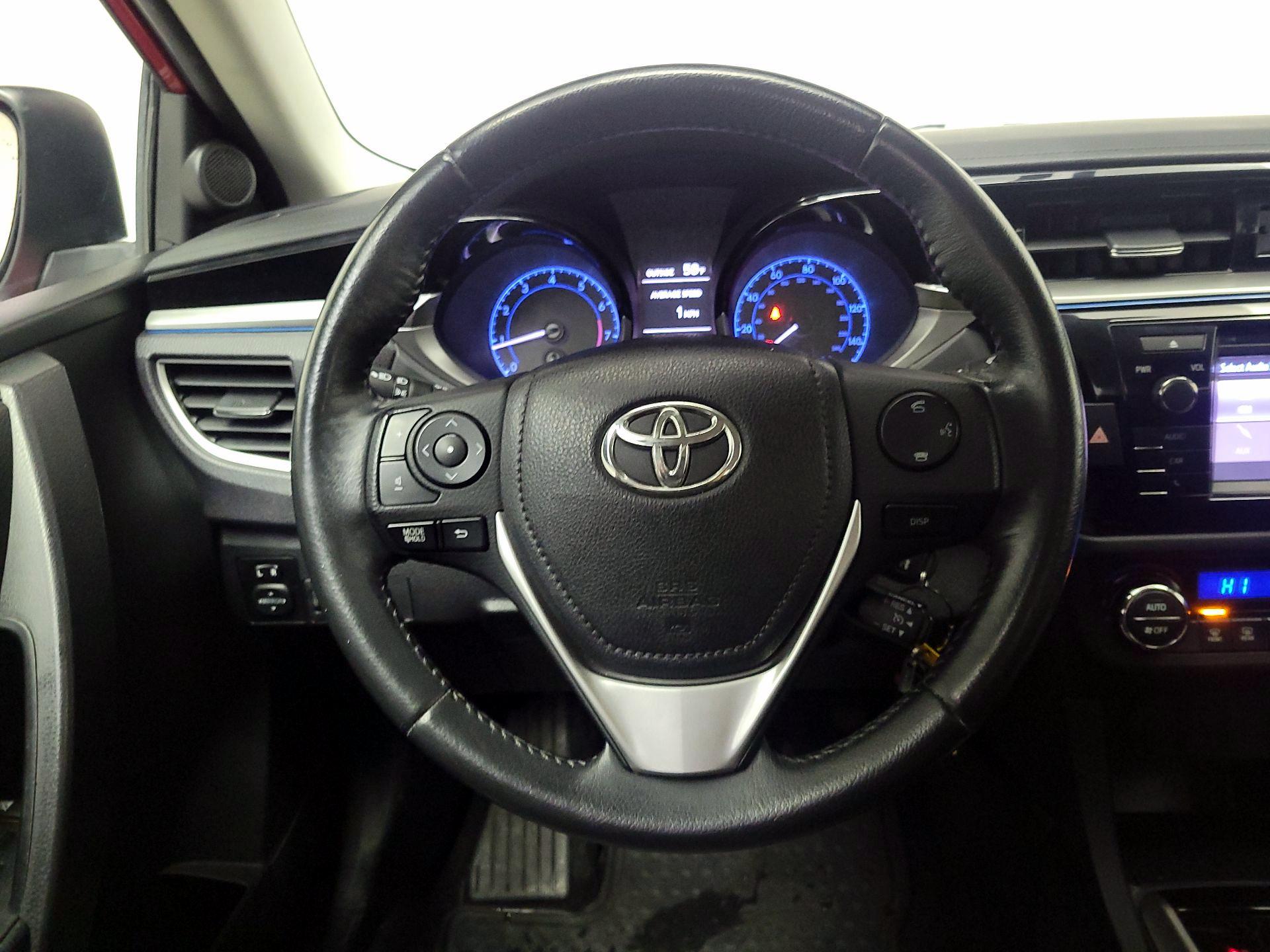 Thumbnail: 2014 Toyota Corolla - 10