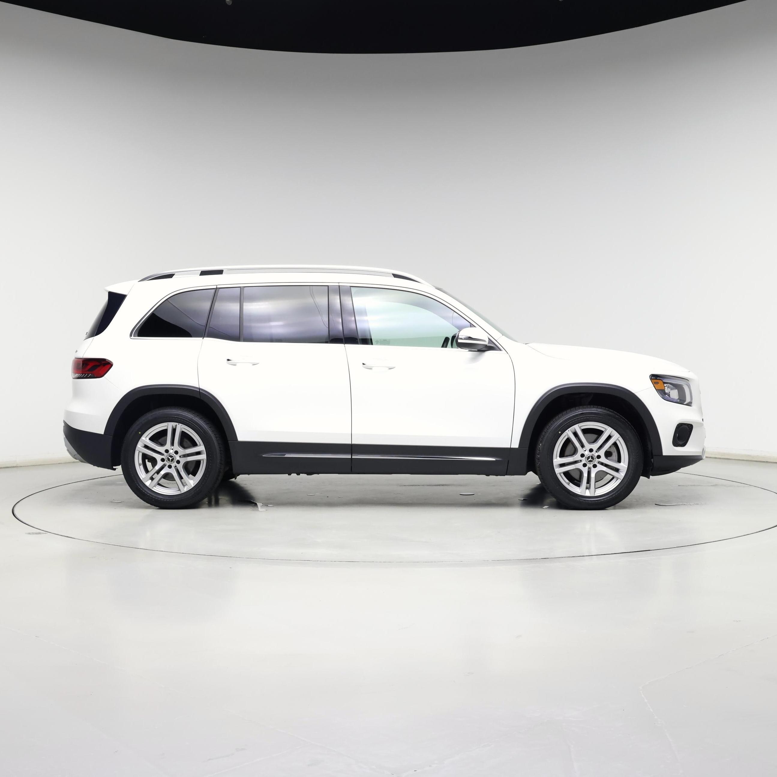 Thumbnail: 2022 Mercedes-Benz GLB - 7