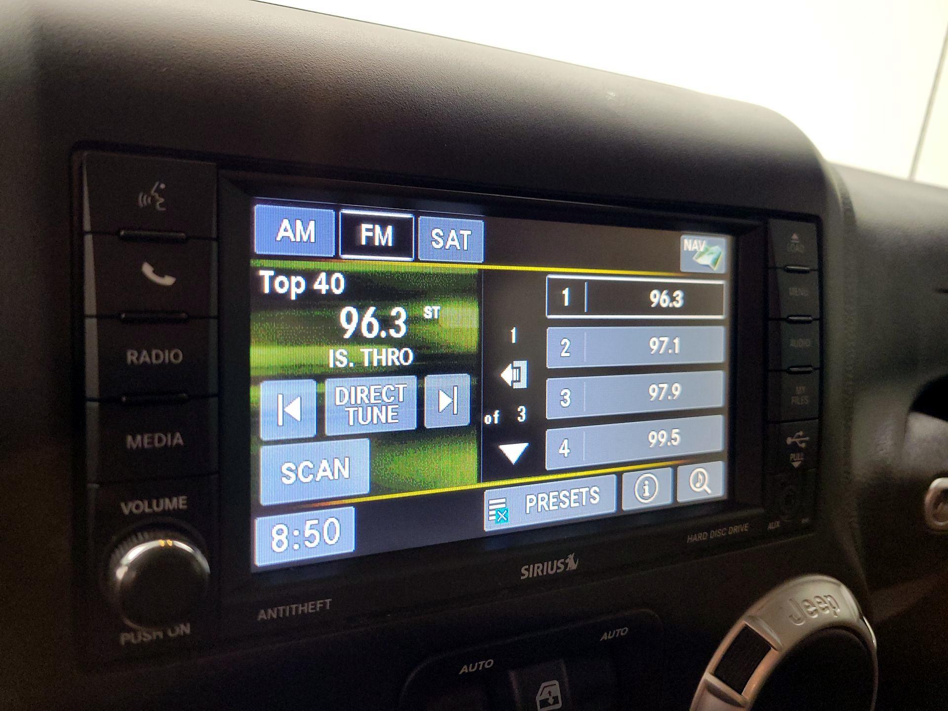 Thumbnail: 2017 Jeep Wrangler - 13