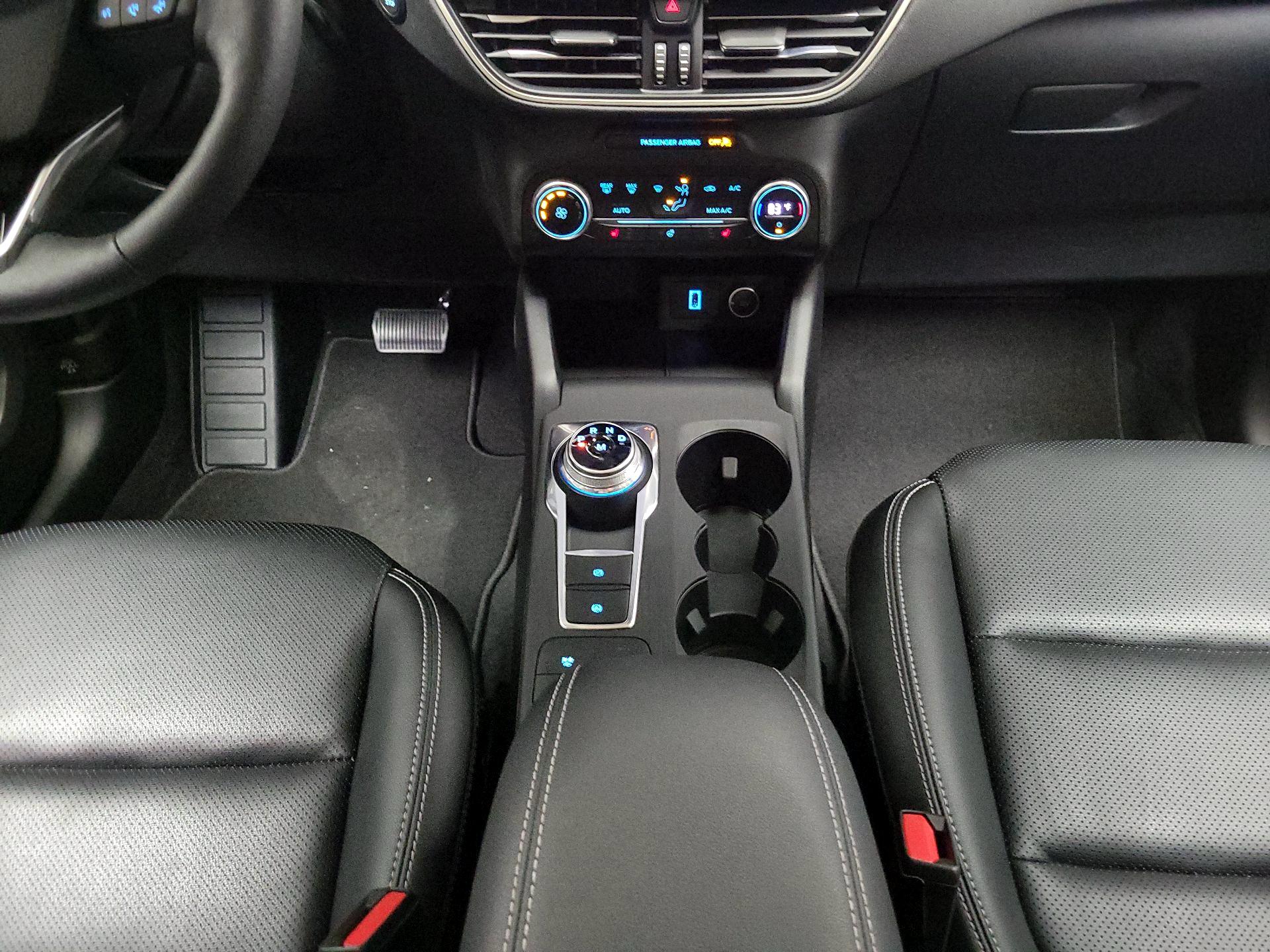 Thumbnail: 2020 Ford Escape - 18