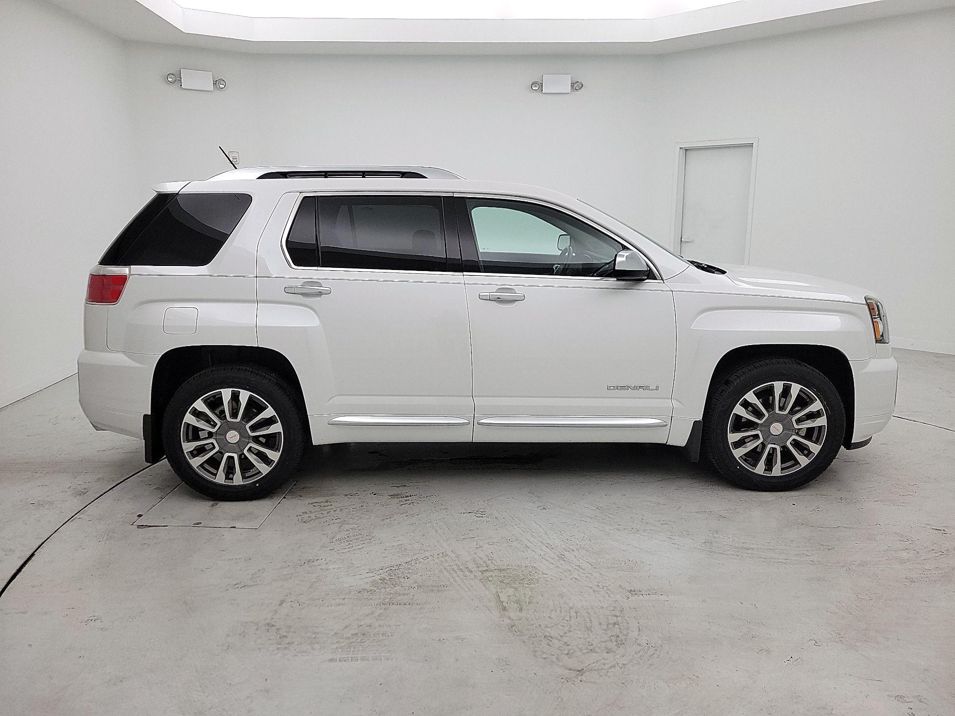 Thumbnail: 2016 GMC Terrain - 4