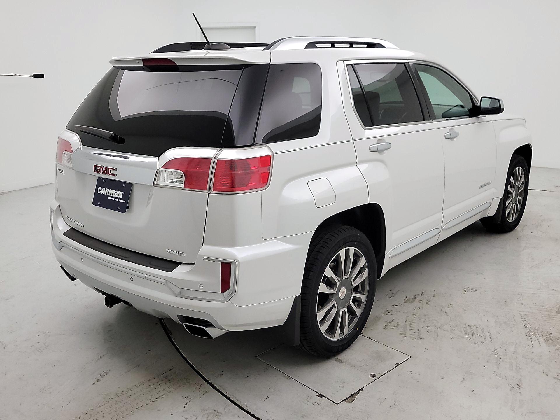 Thumbnail: 2016 GMC Terrain - 5