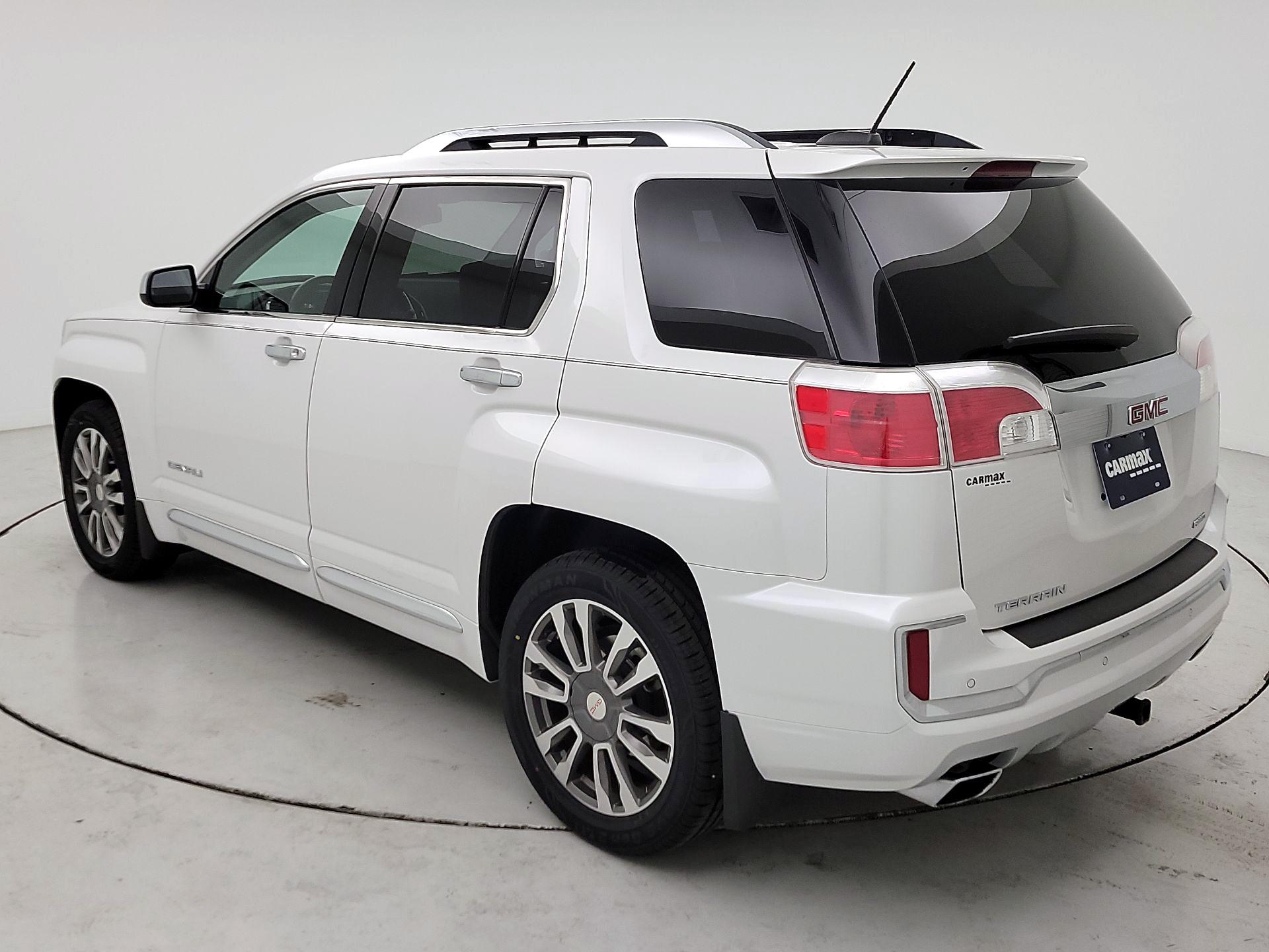 Thumbnail: 2016 GMC Terrain - 7