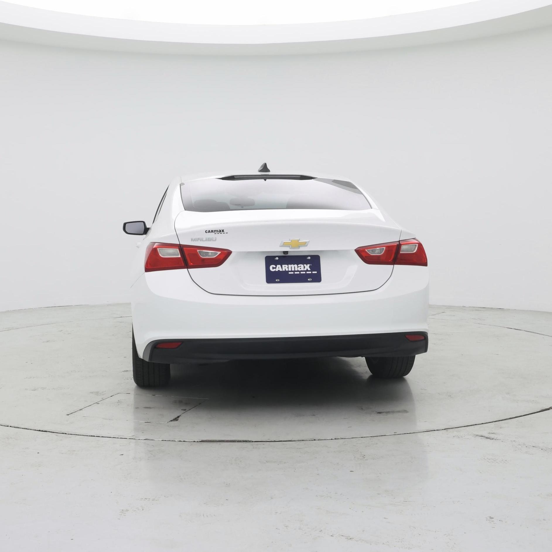 Thumbnail: 2018 Chevrolet Malibu - 6