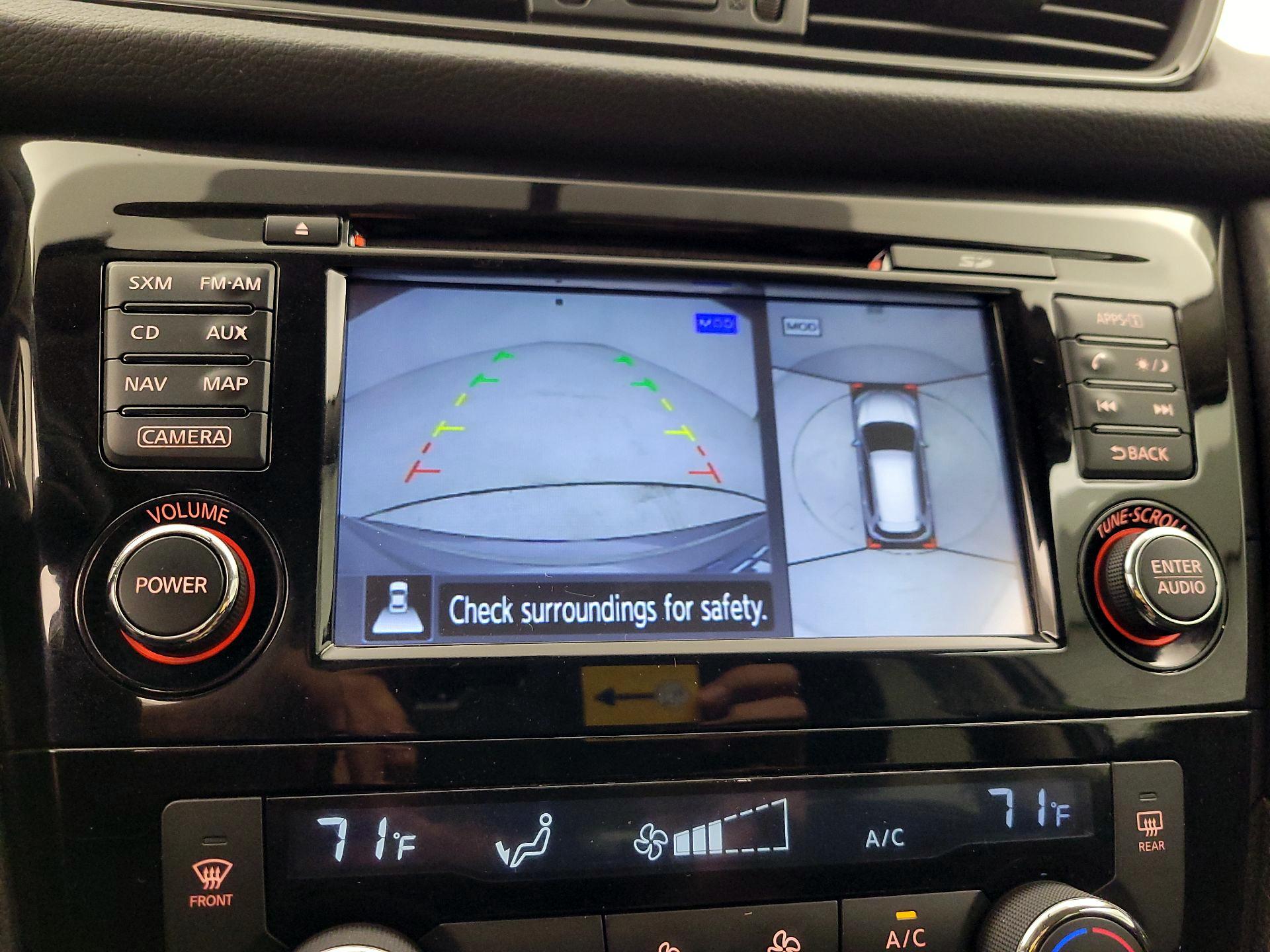 Thumbnail: 2017 Nissan Rogue - 15