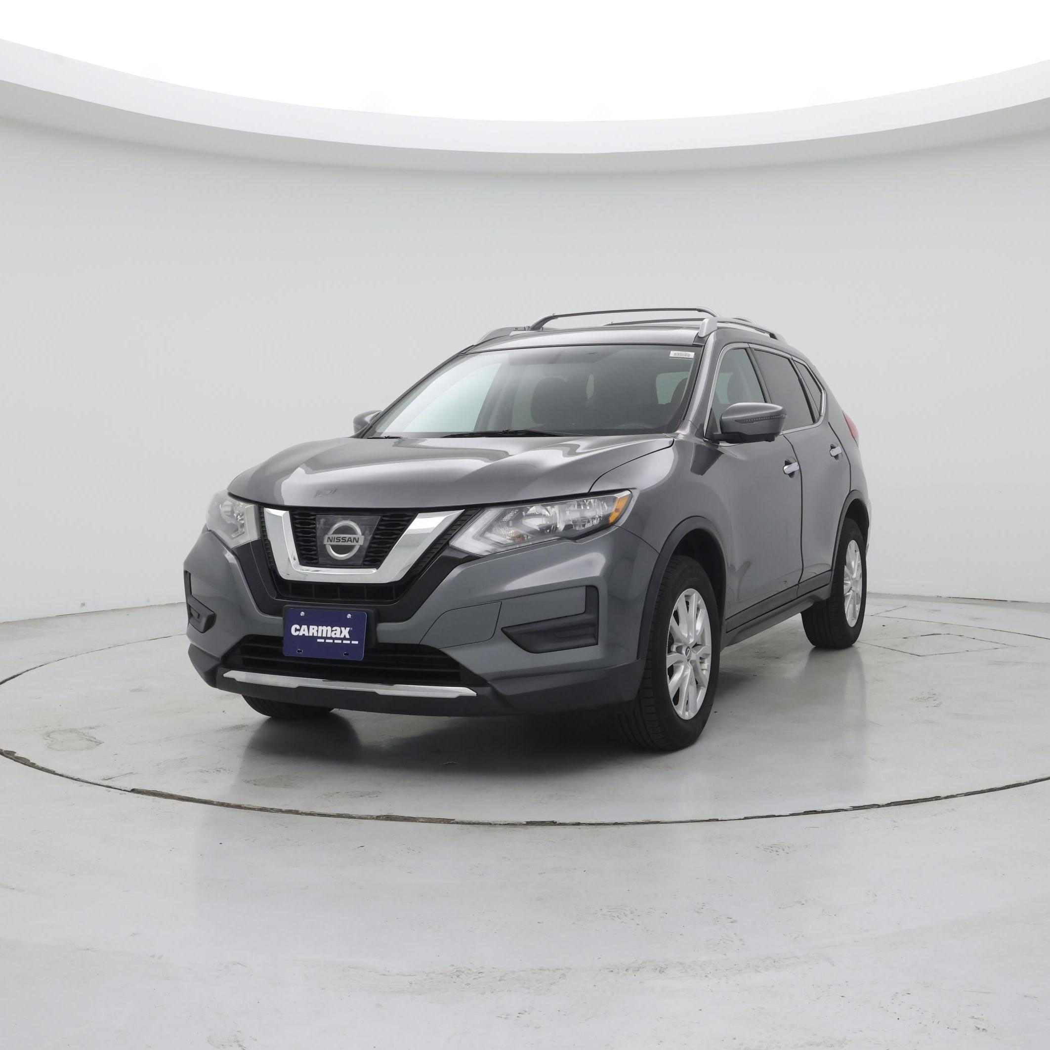 Thumbnail: 2017 Nissan Rogue - 4