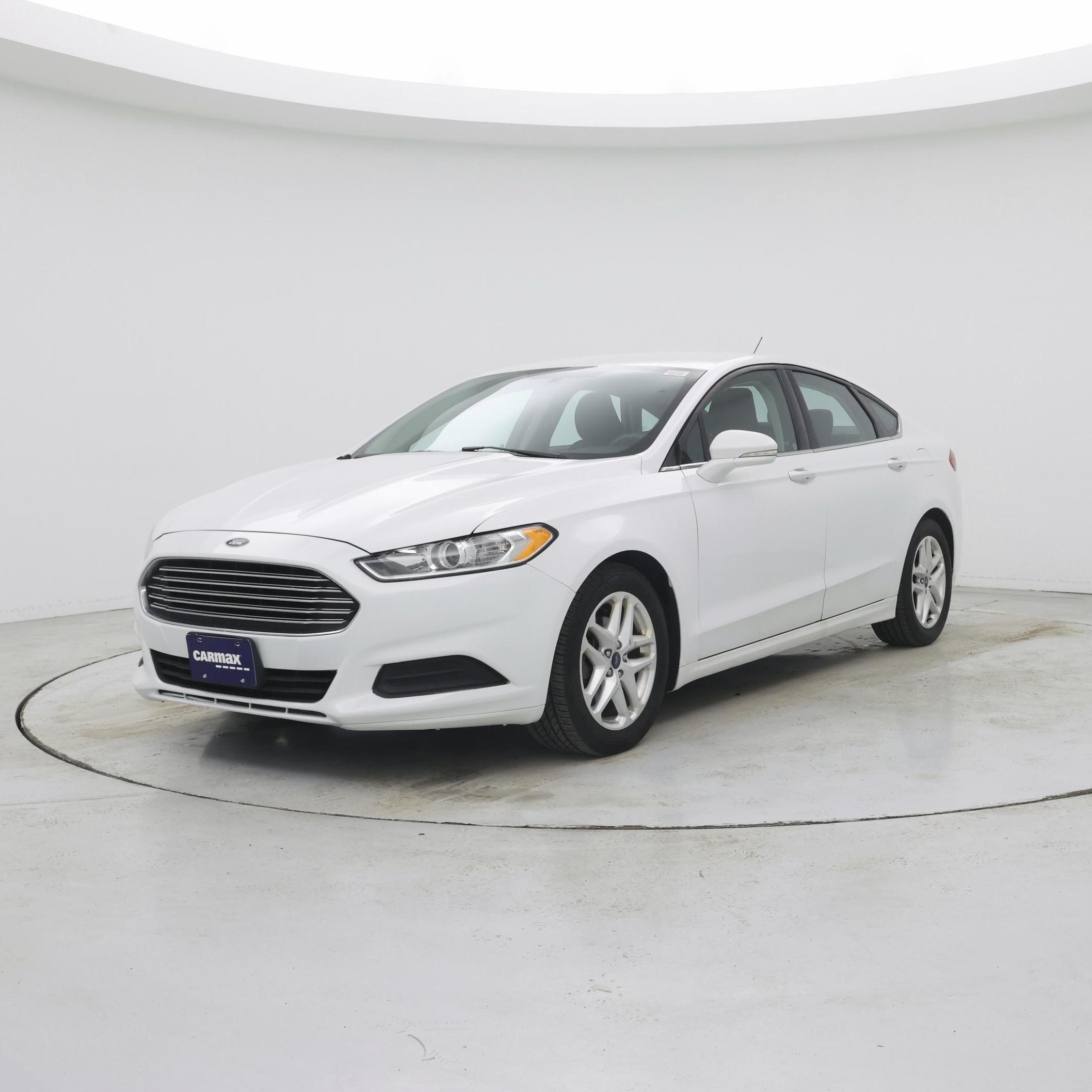 Thumbnail: 2016 Ford Fusion - 4