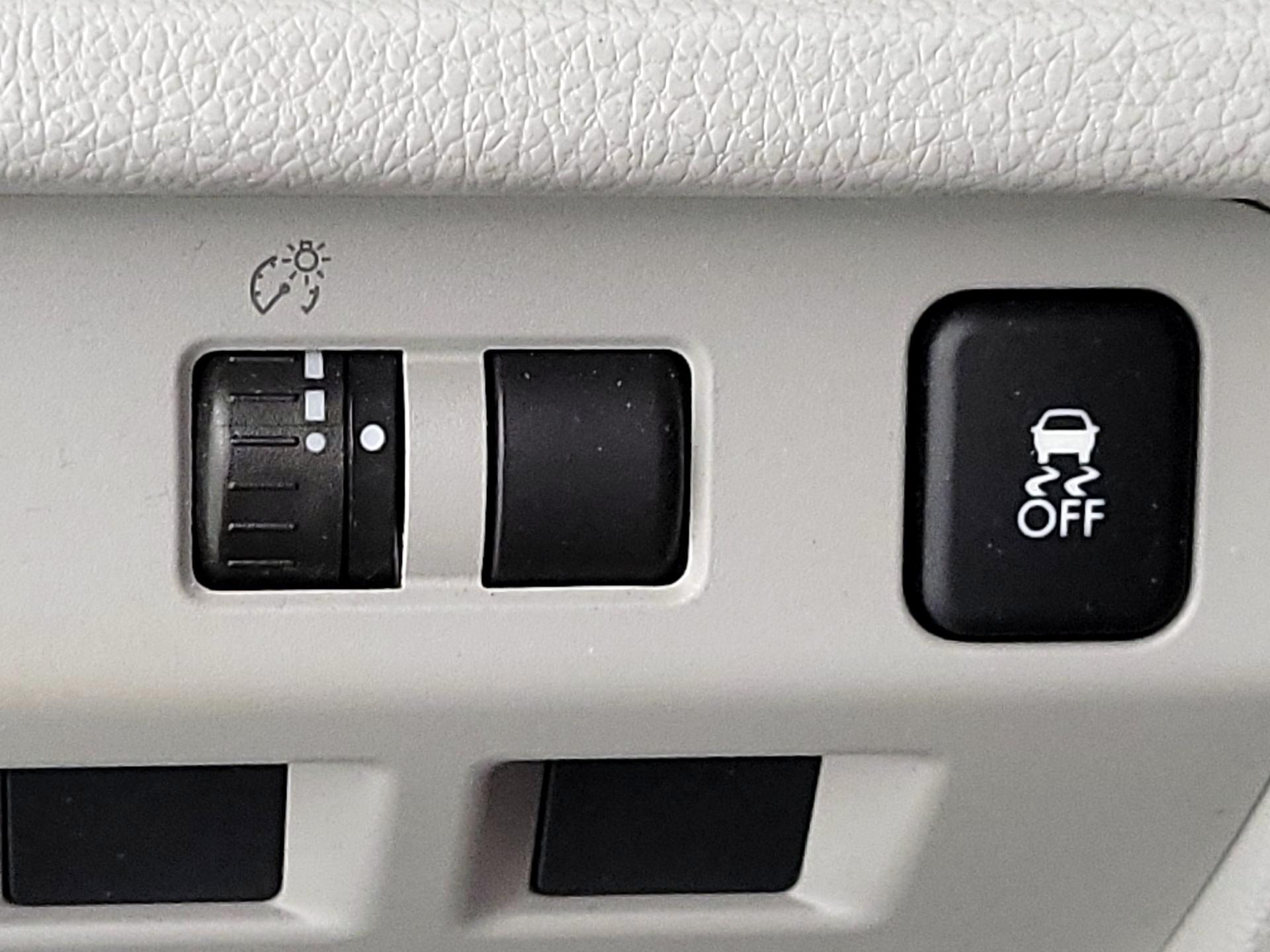 Thumbnail: 2015 Subaru Forester - 13