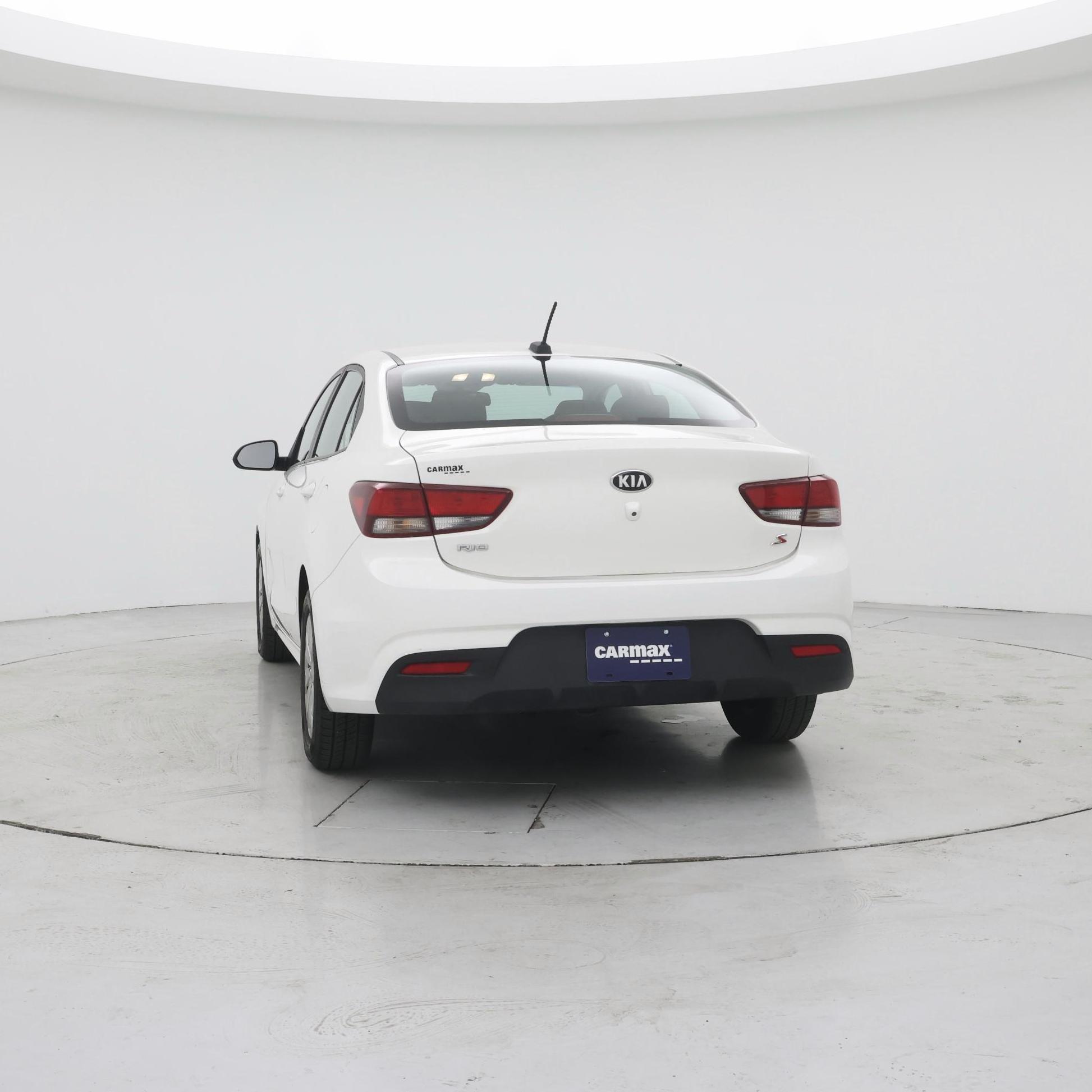 Thumbnail: 2018 Kia Rio - 6
