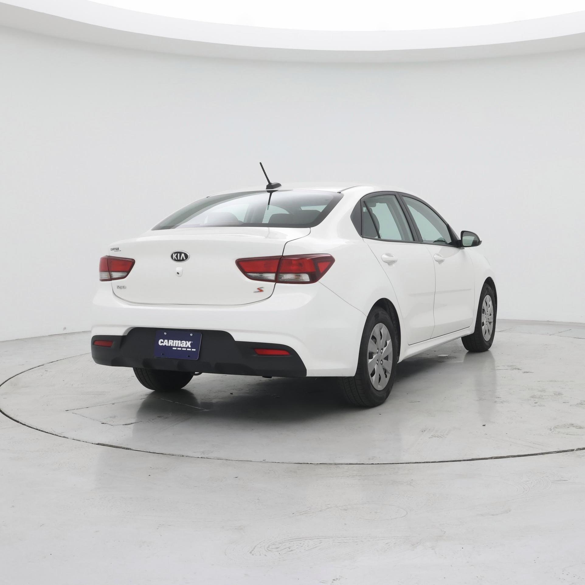 Thumbnail: 2018 Kia Rio - 8