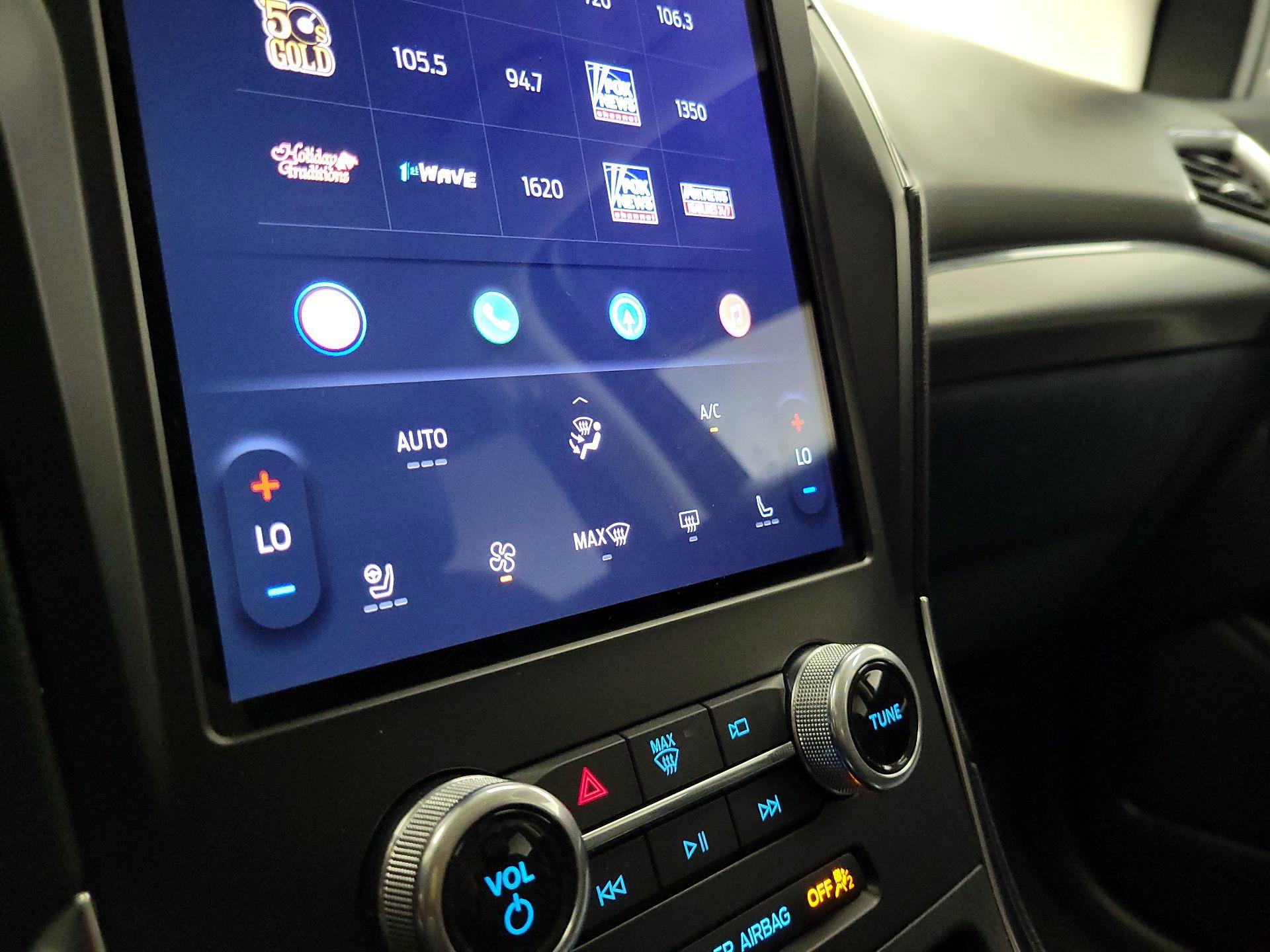 Thumbnail: 2022 Ford Edge - 17