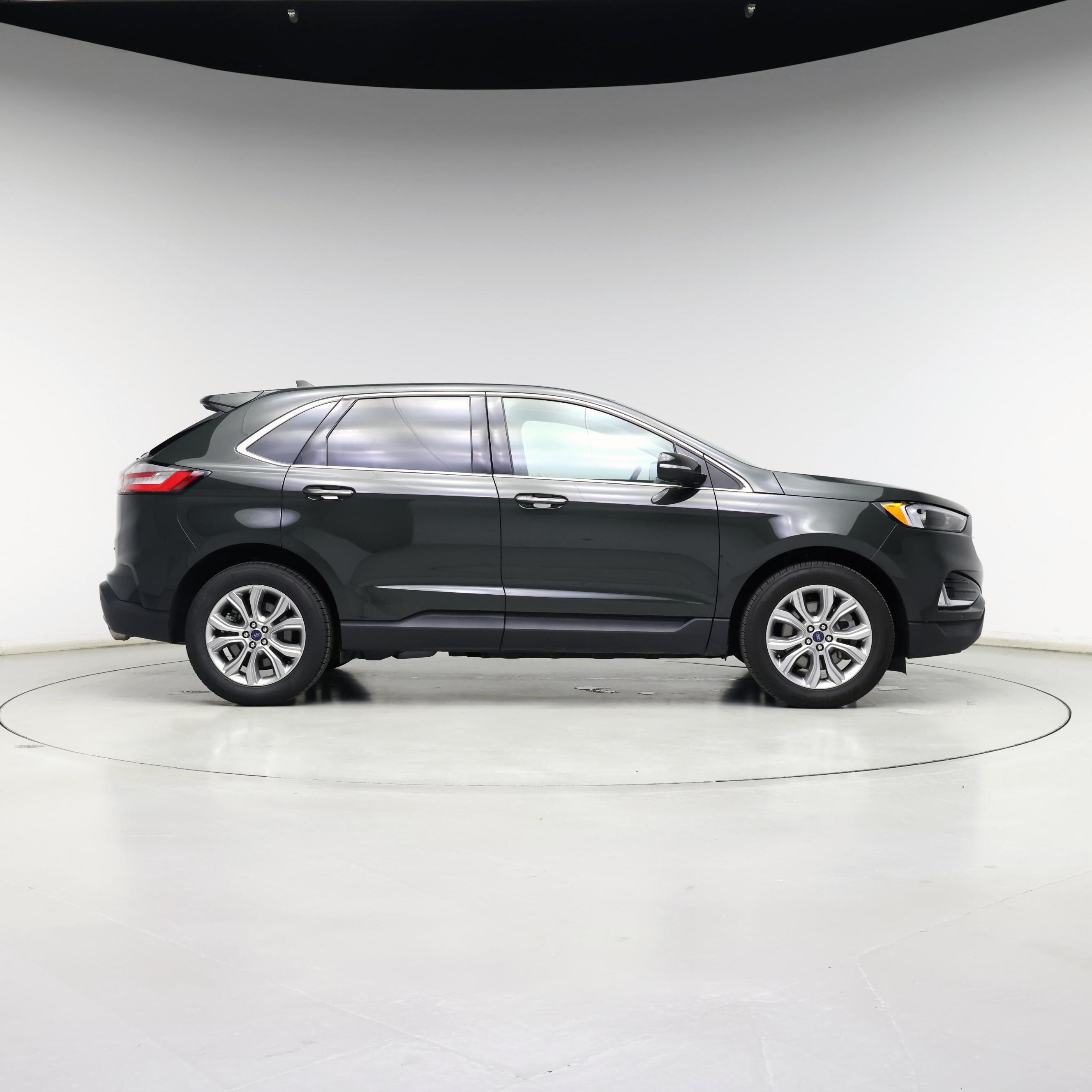 Thumbnail: 2022 Ford Edge - 7