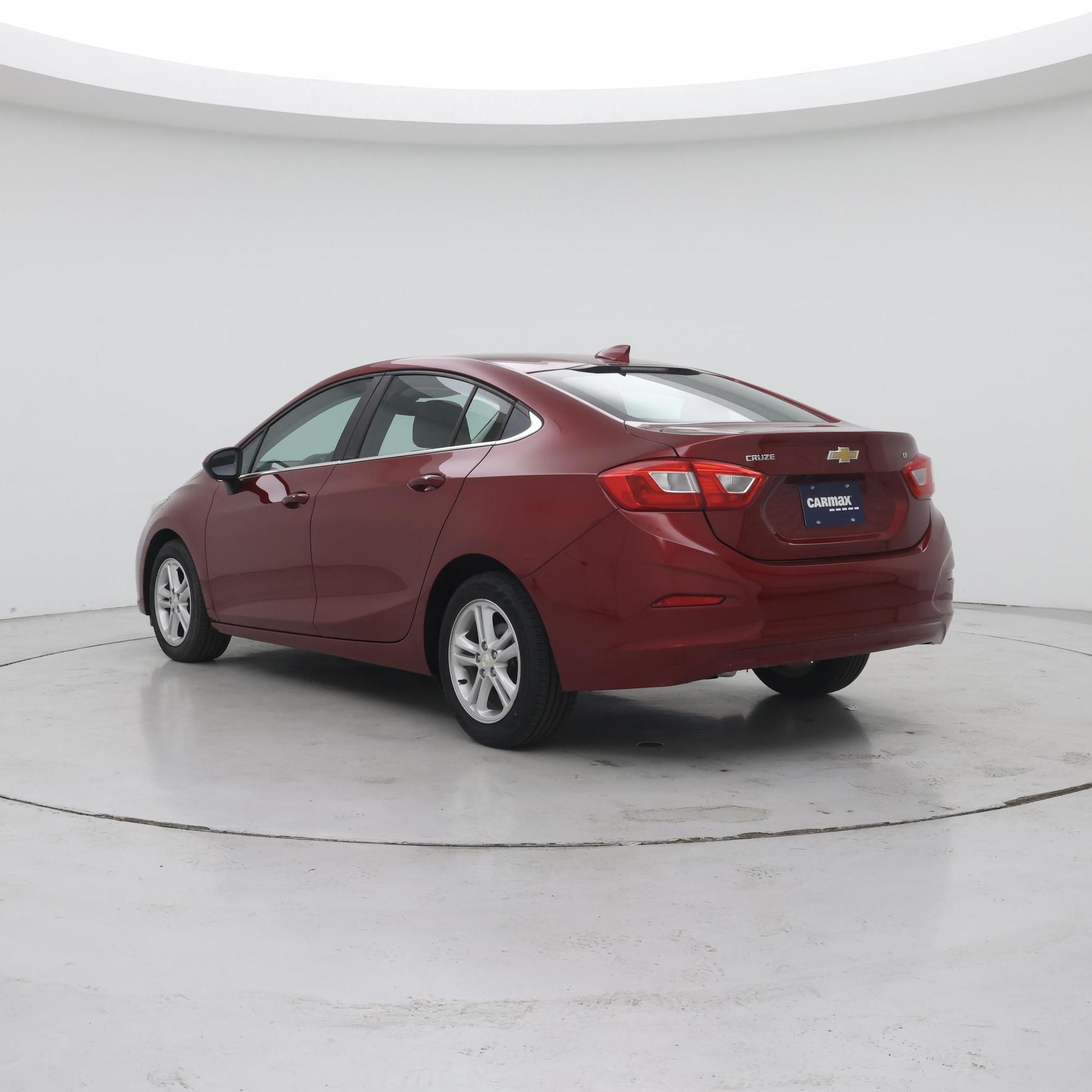 Thumbnail: 2017 Chevrolet Cruze - 2