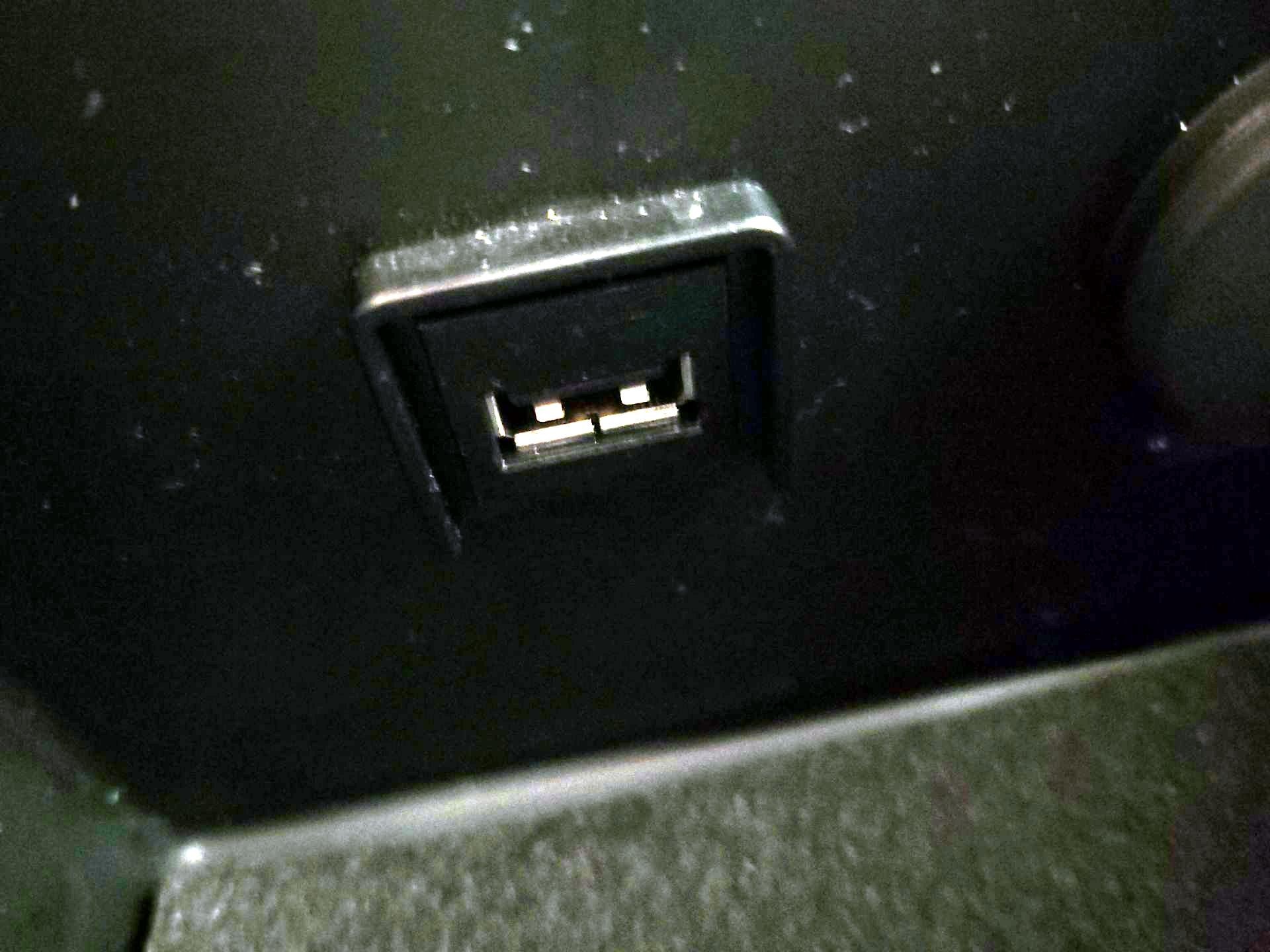 Thumbnail: 2015 Nissan Pathfinder - 18